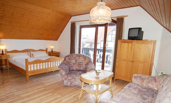 Double Room - Photo 10