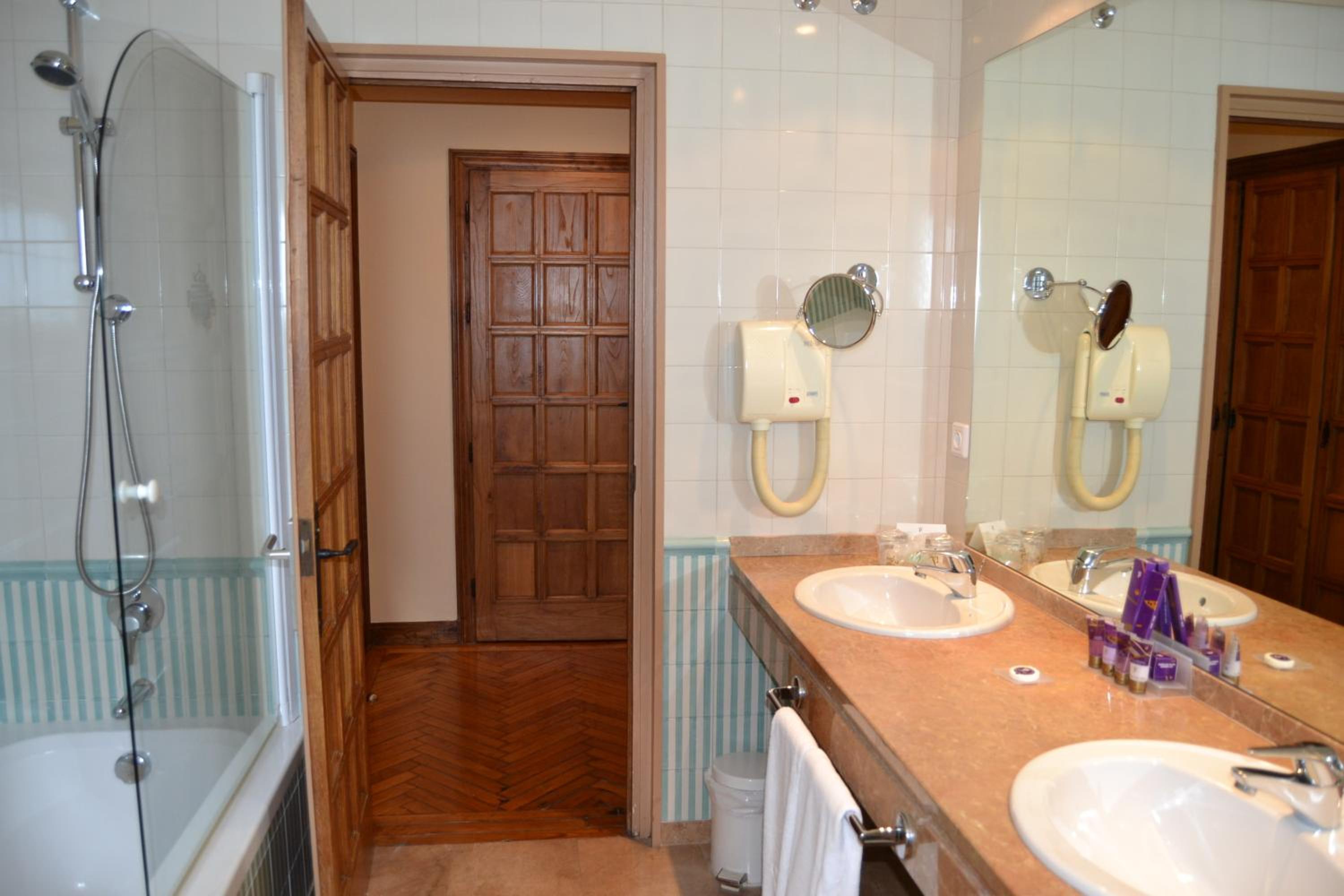 Superior Double Room - Photo 7