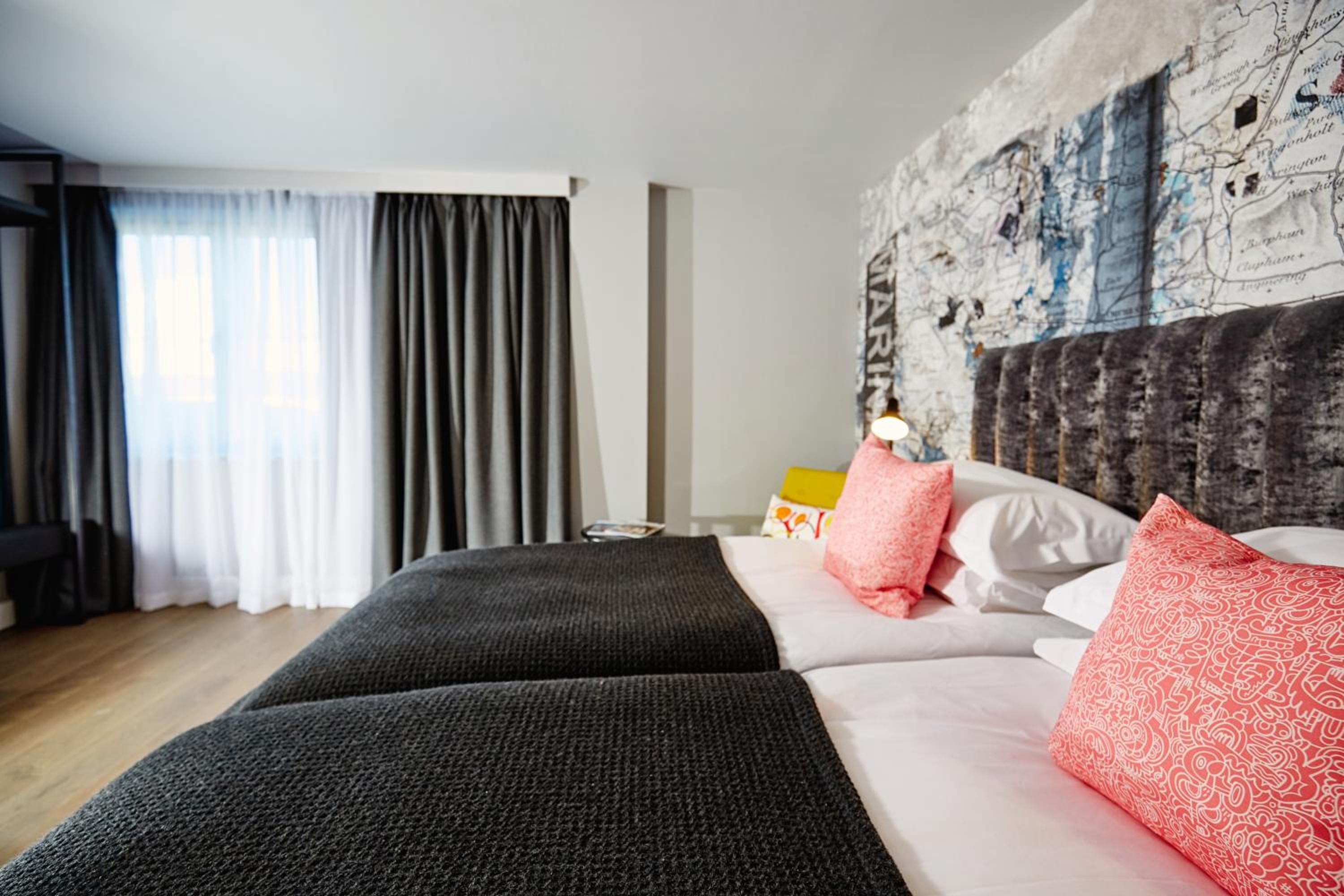 Standard Twin Room photo 2
