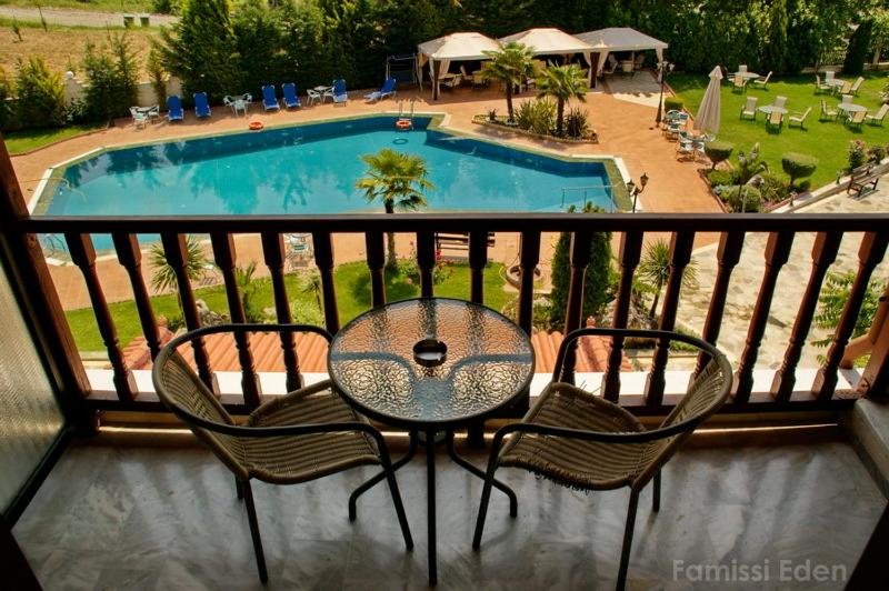 Standard Twin / Double room with Pool View - Photo 2