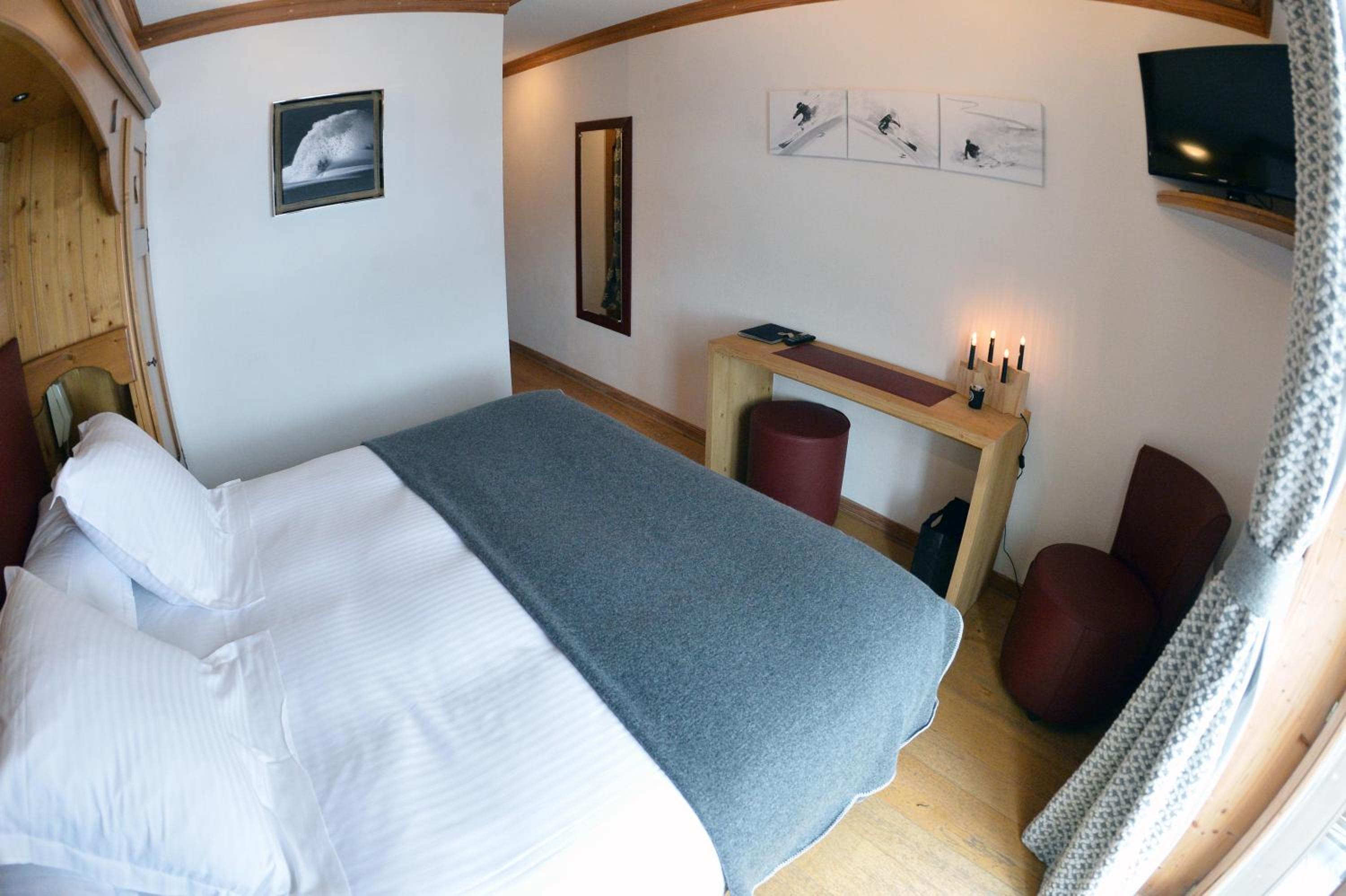 Double Room - Photo 2