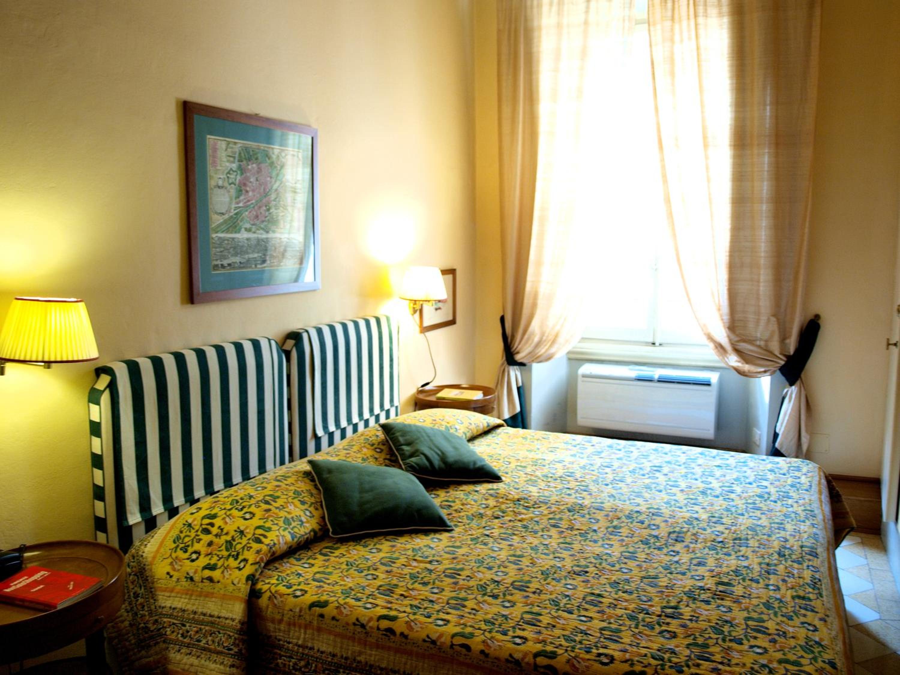 Classic Double or Twin Room photo 3