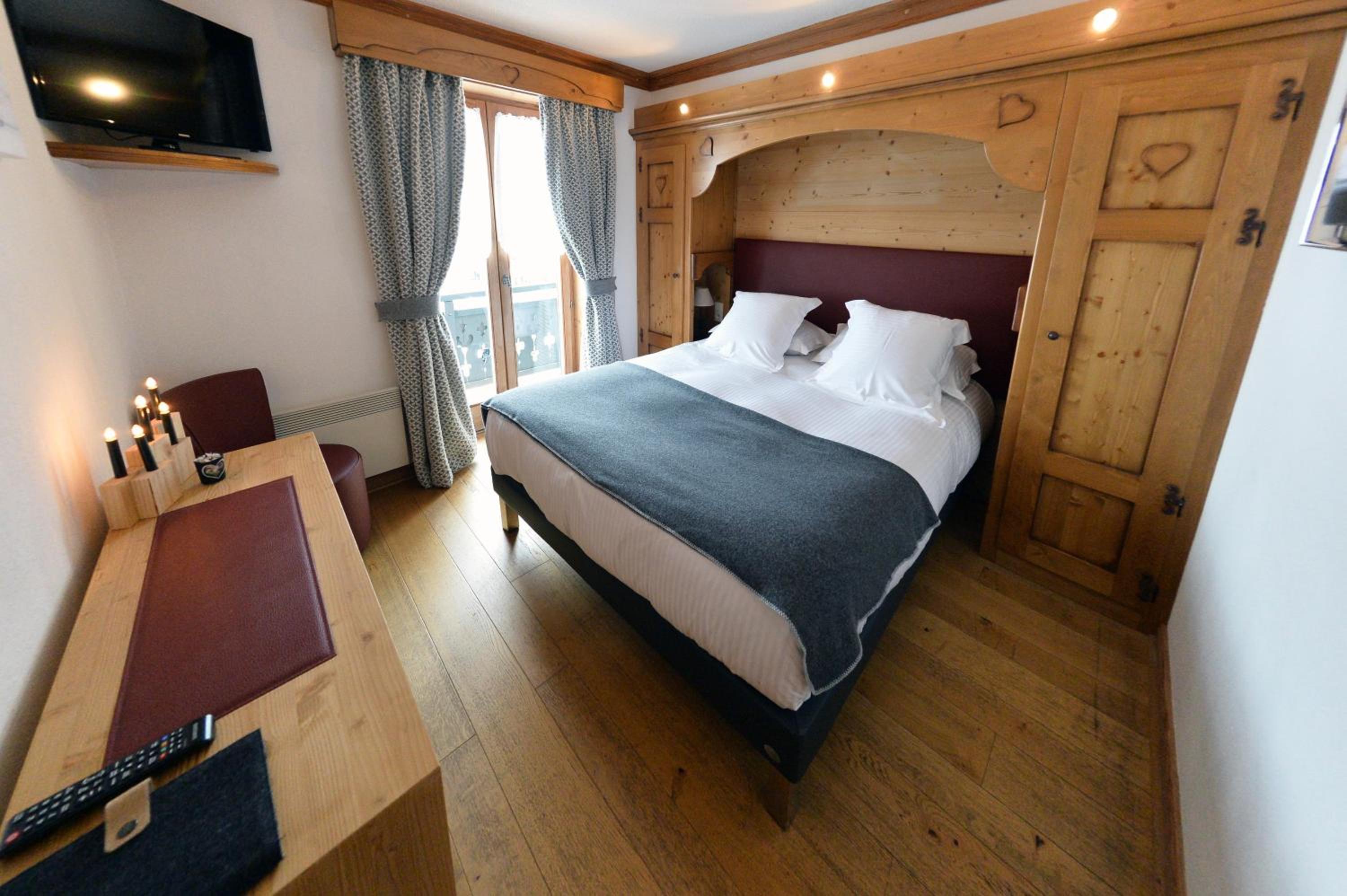 Double Room - Photo 4