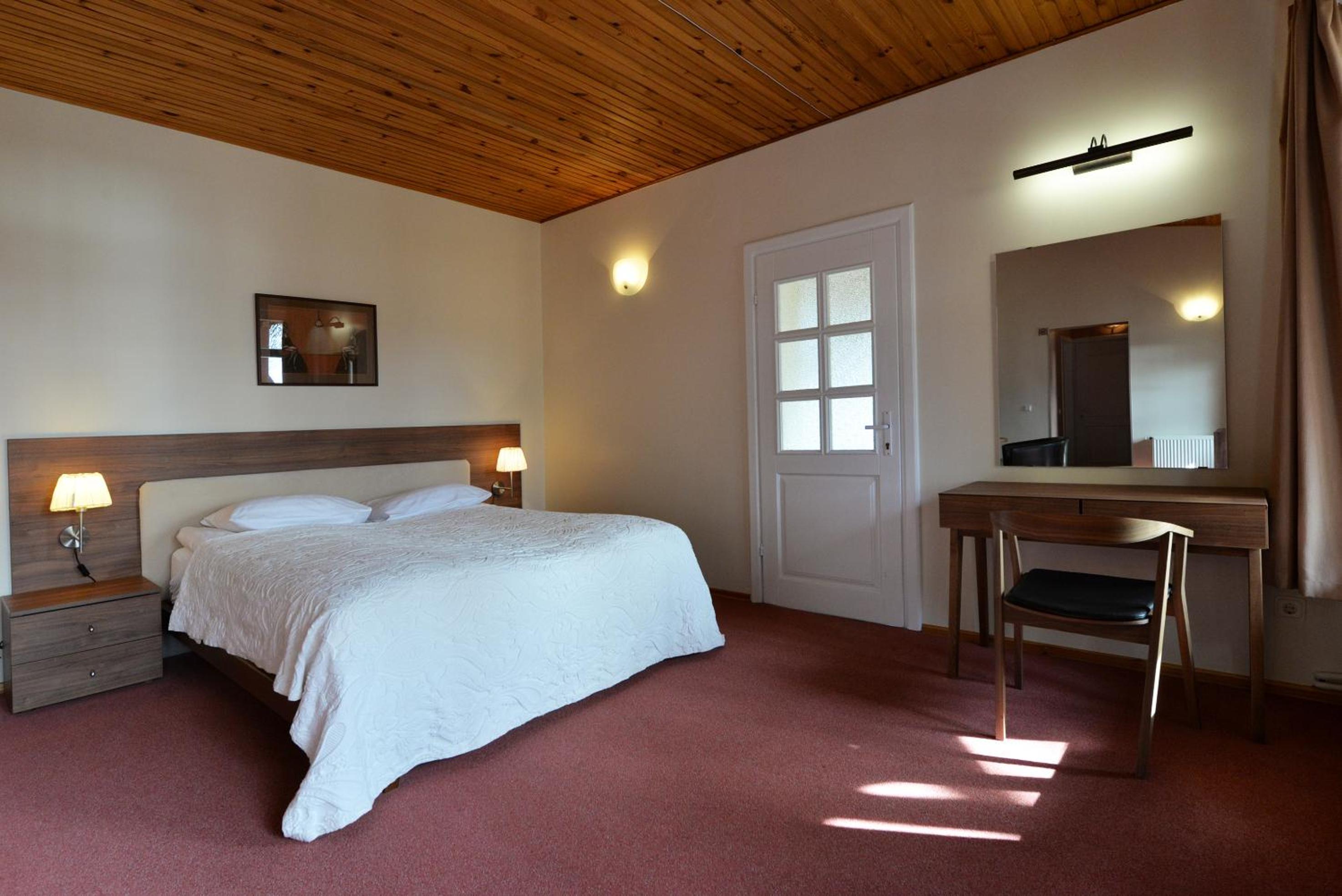 Deluxe Double Room photo 3