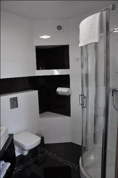 Standard Double Room - Photo 4