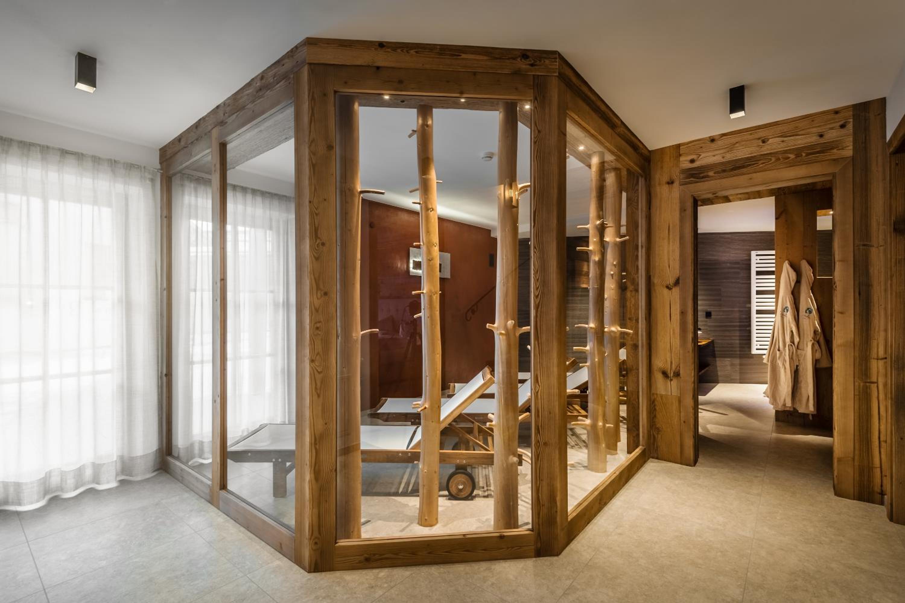 Four-Bedroom Chalet photo 2
