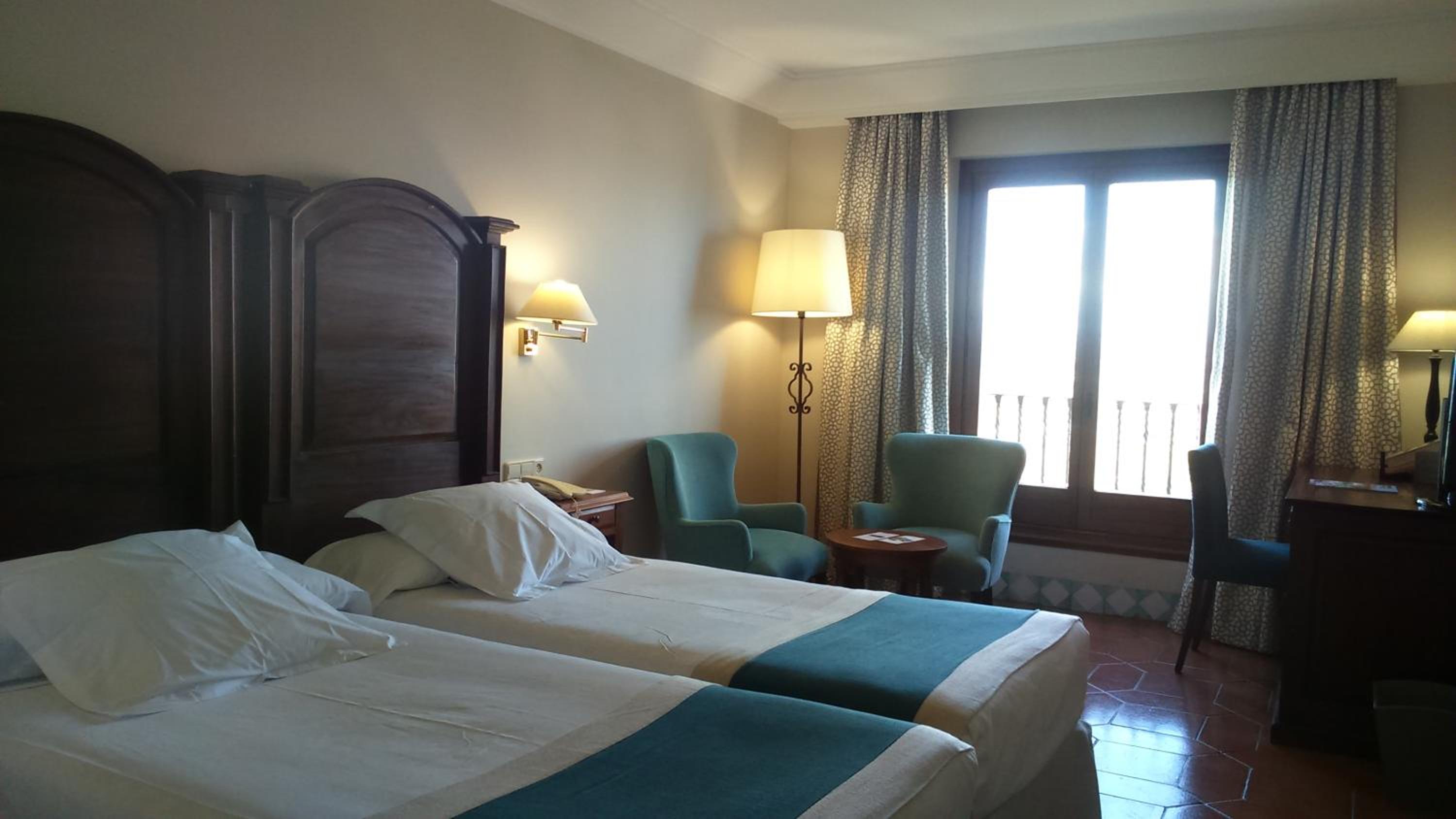 Standard Double Room - Photo 2