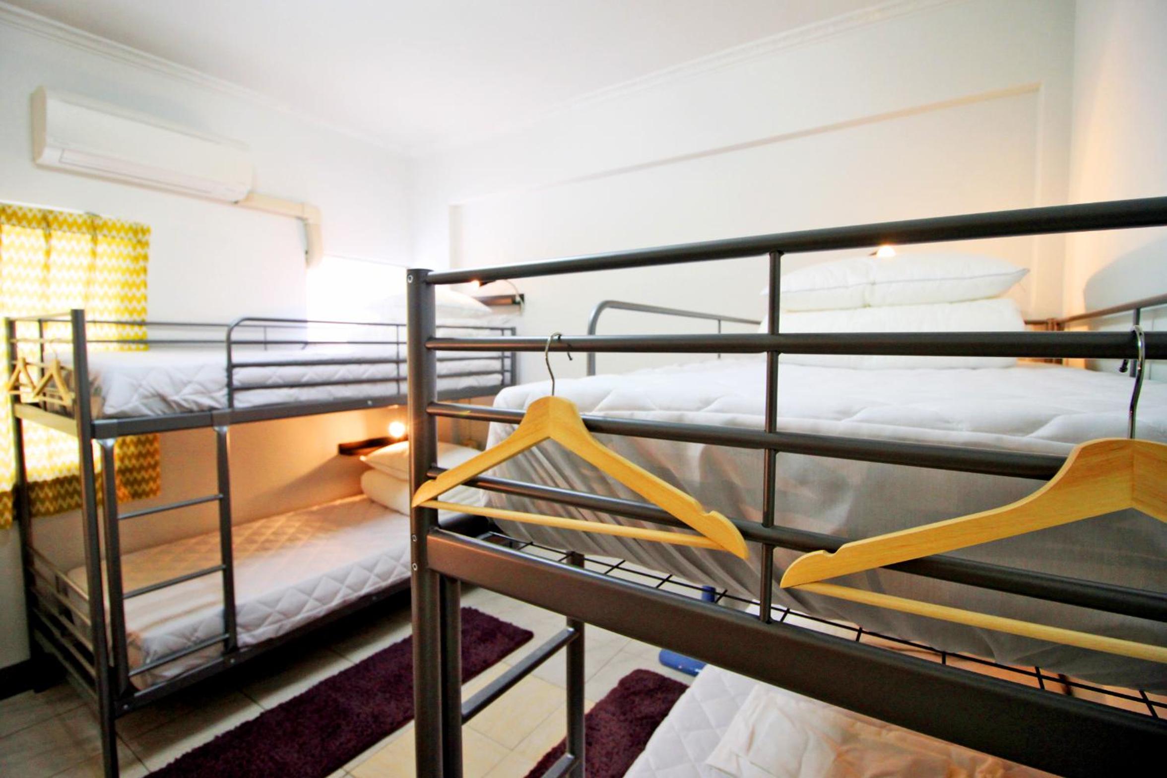 Bed in 6-Bed Mixed Dormitory Room photo 3