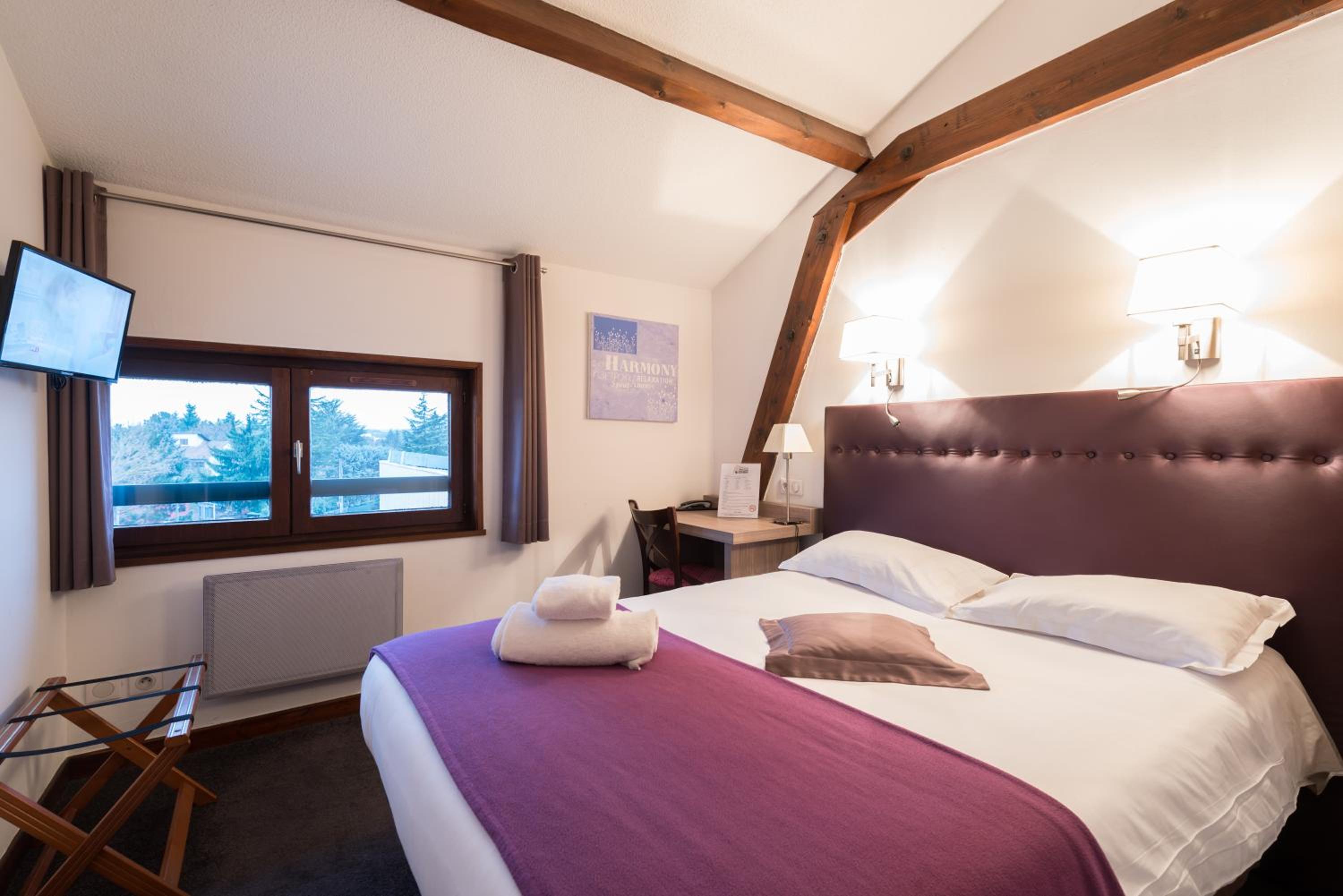 Suite (2 Adults + 2 Children) photo 2