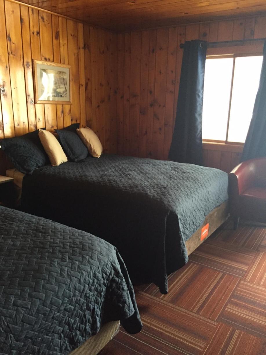 Standard Room - 2 Queen Beds - Photo 4