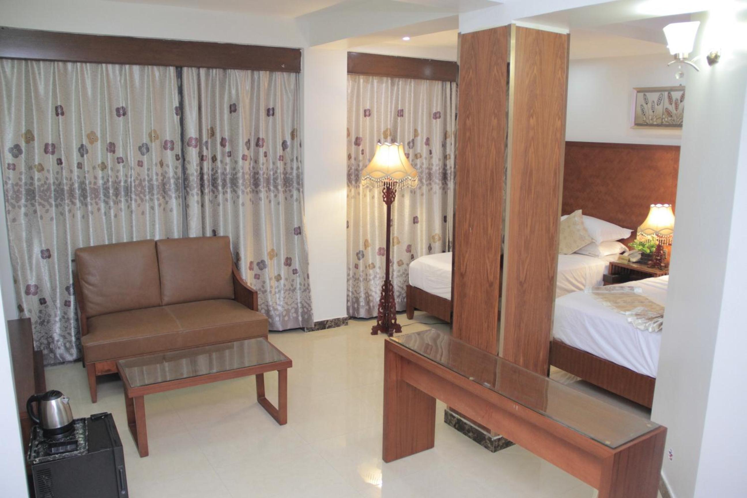 Budget Twin Room photo 3