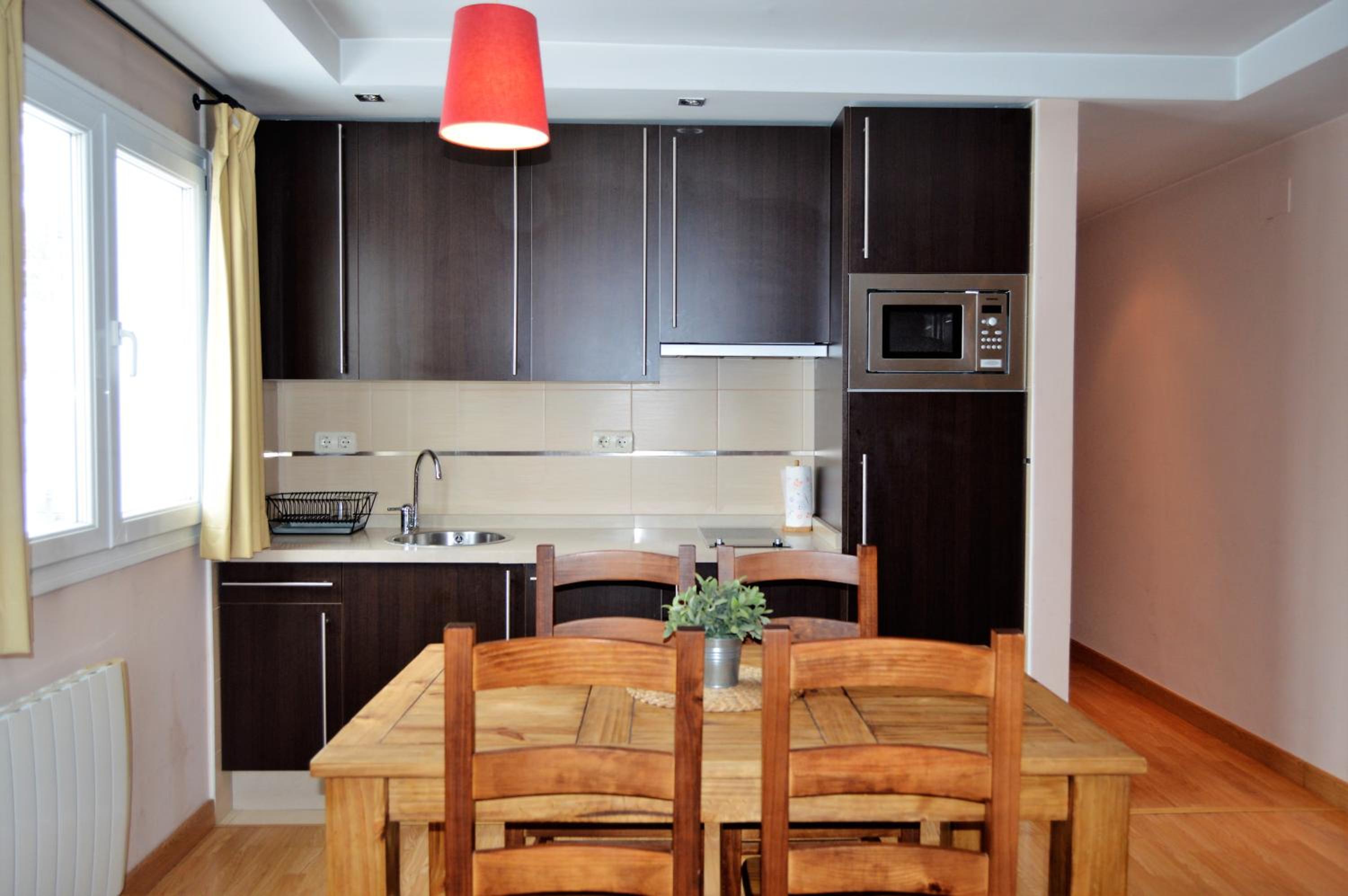 One-Bedroom Apartment photo 2