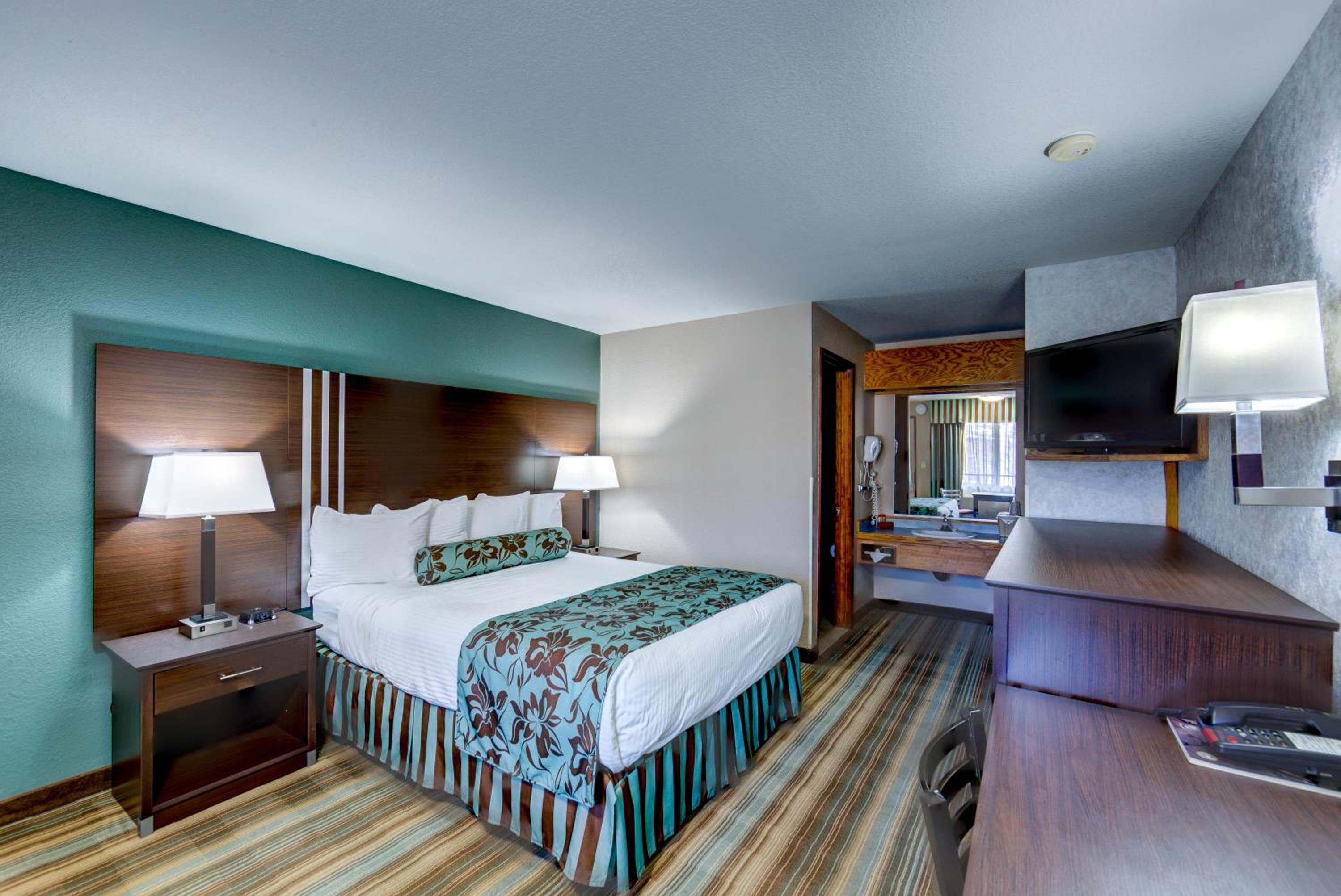 Queen Room