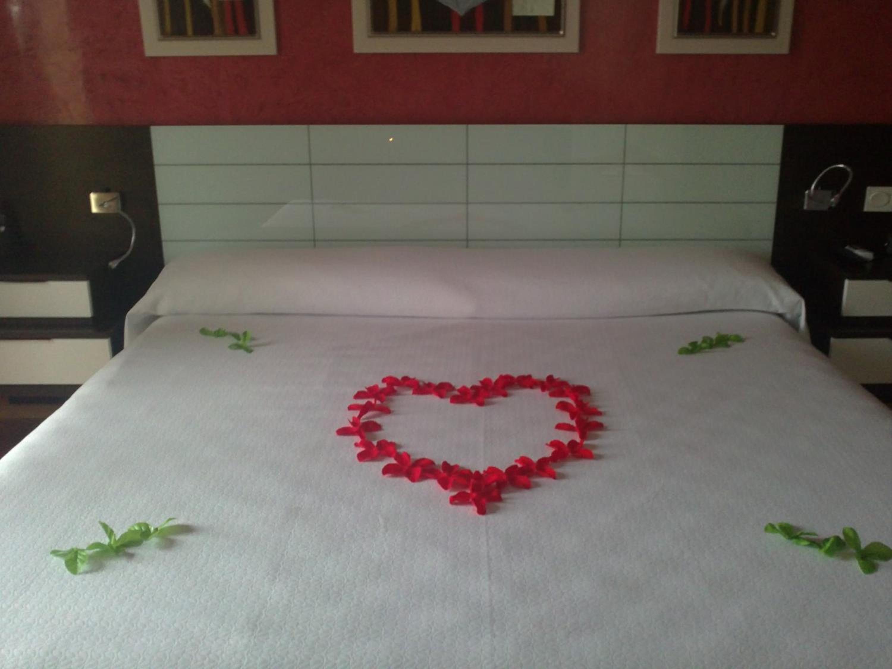 Studio with Spa Bath - Photo 4