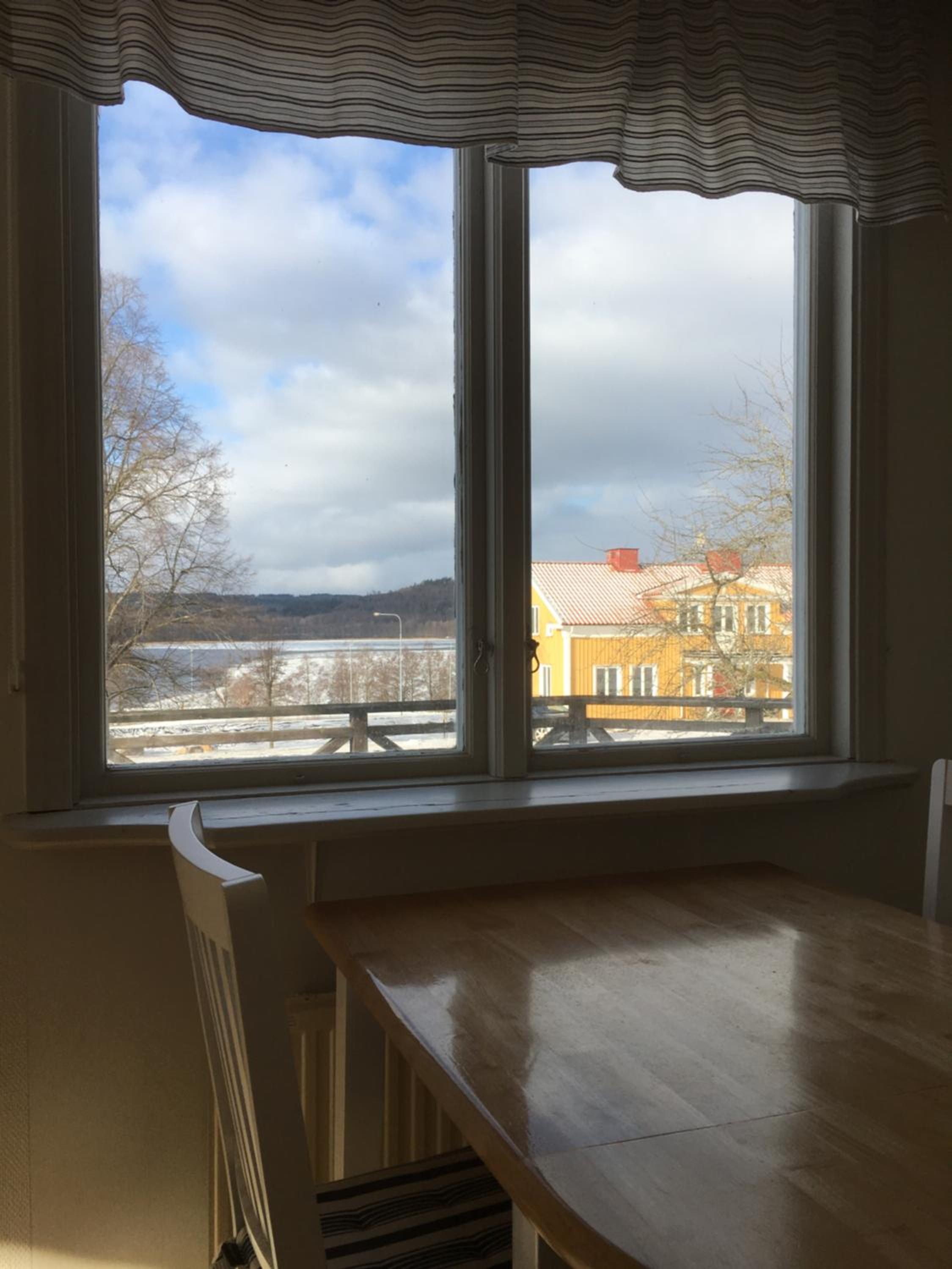 One-Bedroom Cottage with Lake View  - Photo 67