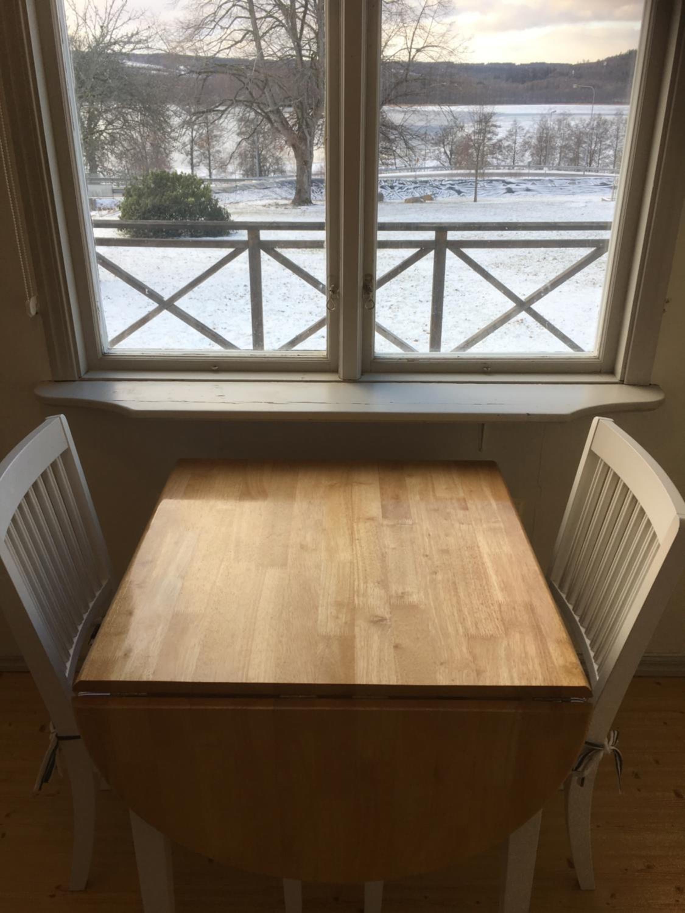 One-Bedroom Cottage with Lake View  - Photo 25
