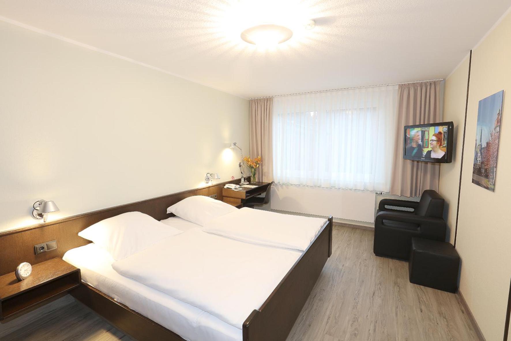 Double Room - Photo 1