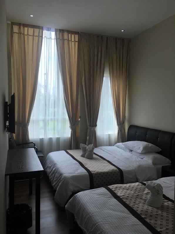 Deluxe Family Room photo 2