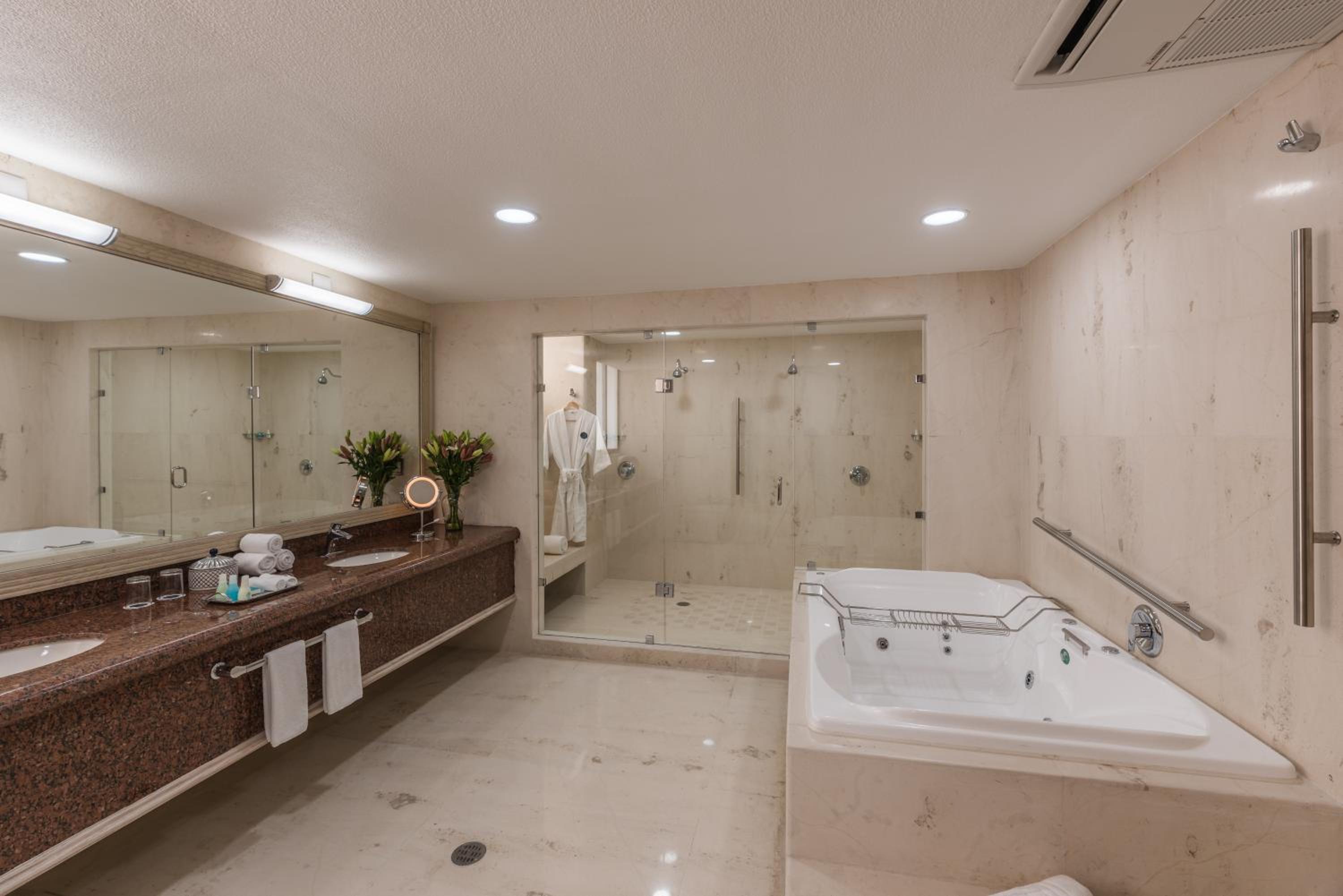 Penthouse Apartment - Photo 6