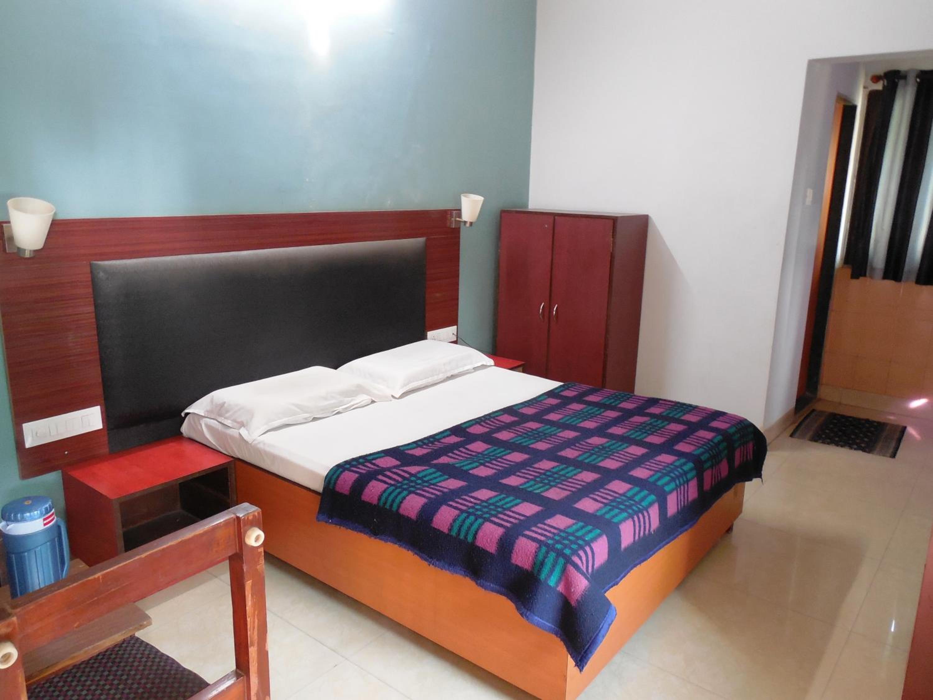 Budget Double Room photo 2