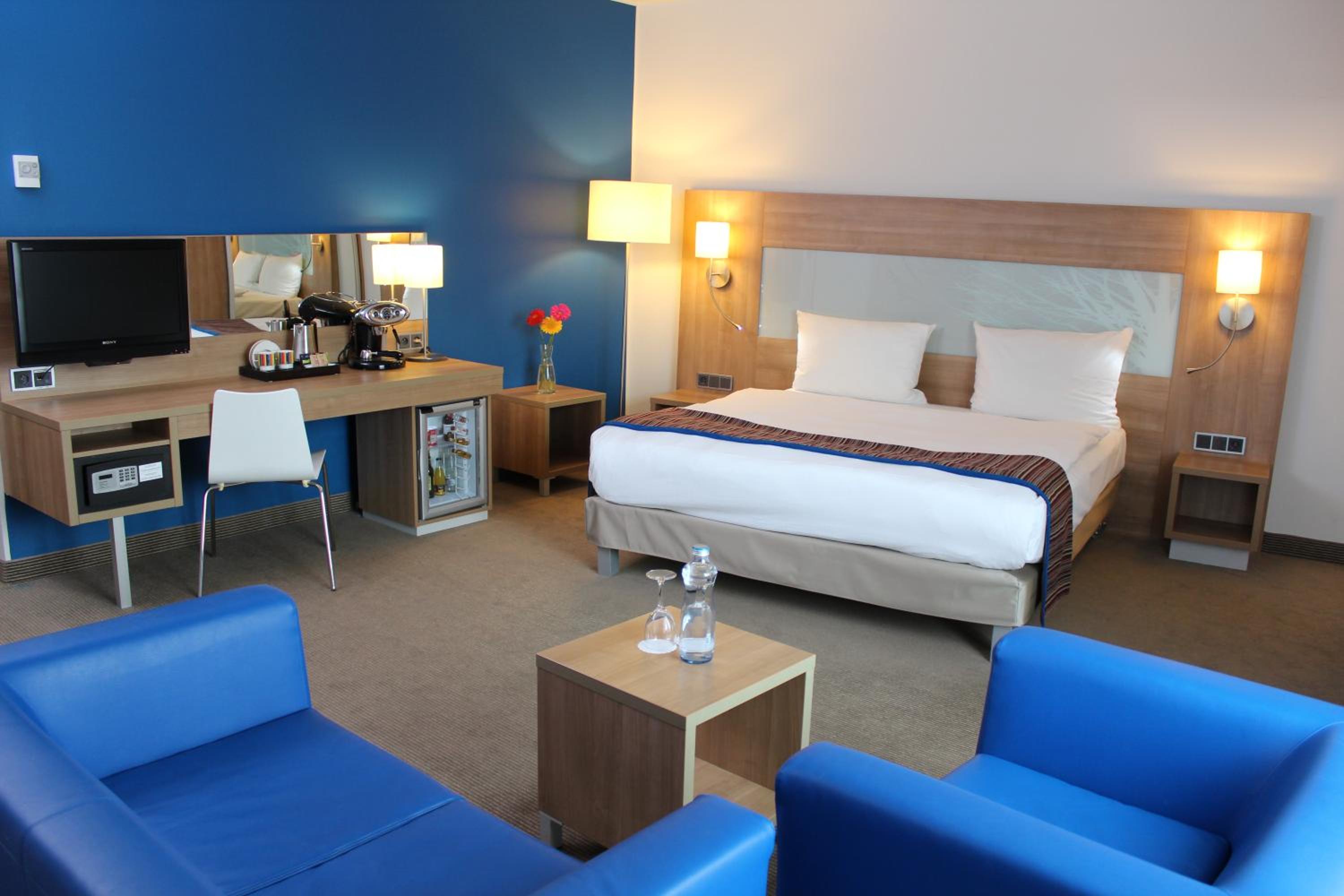 Superior Double or Twin Room with Parking - Photo 4