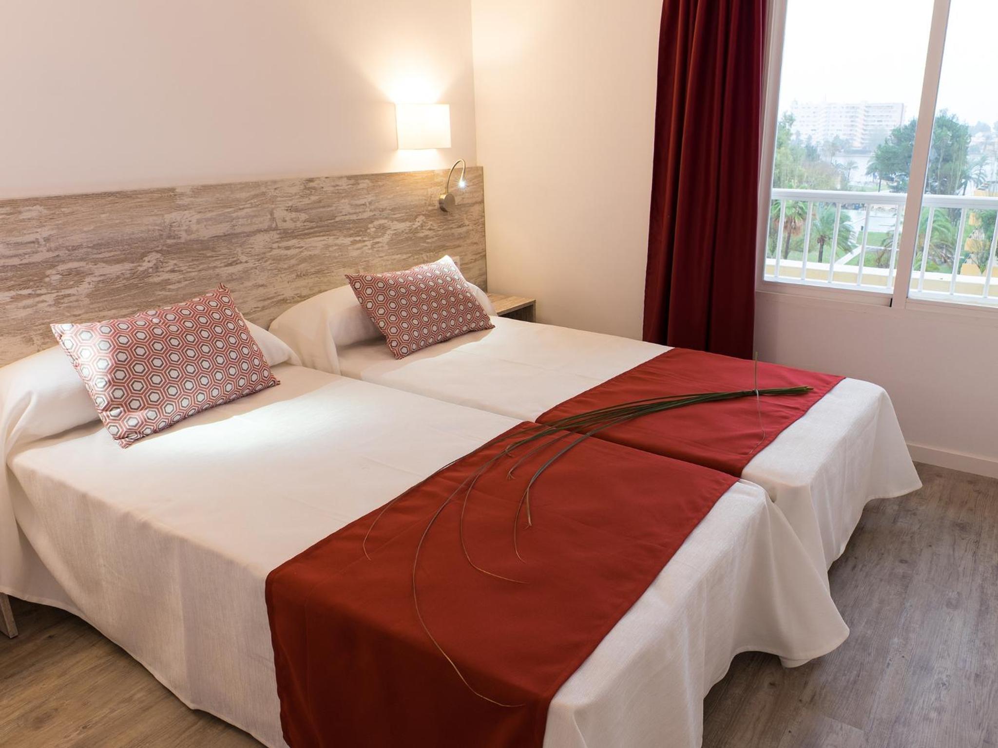 Apartamento de dos habitaciones (3 adultos + 3 niños)