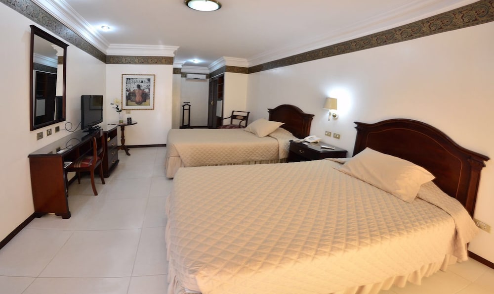 Suite, 2 Twin Beds