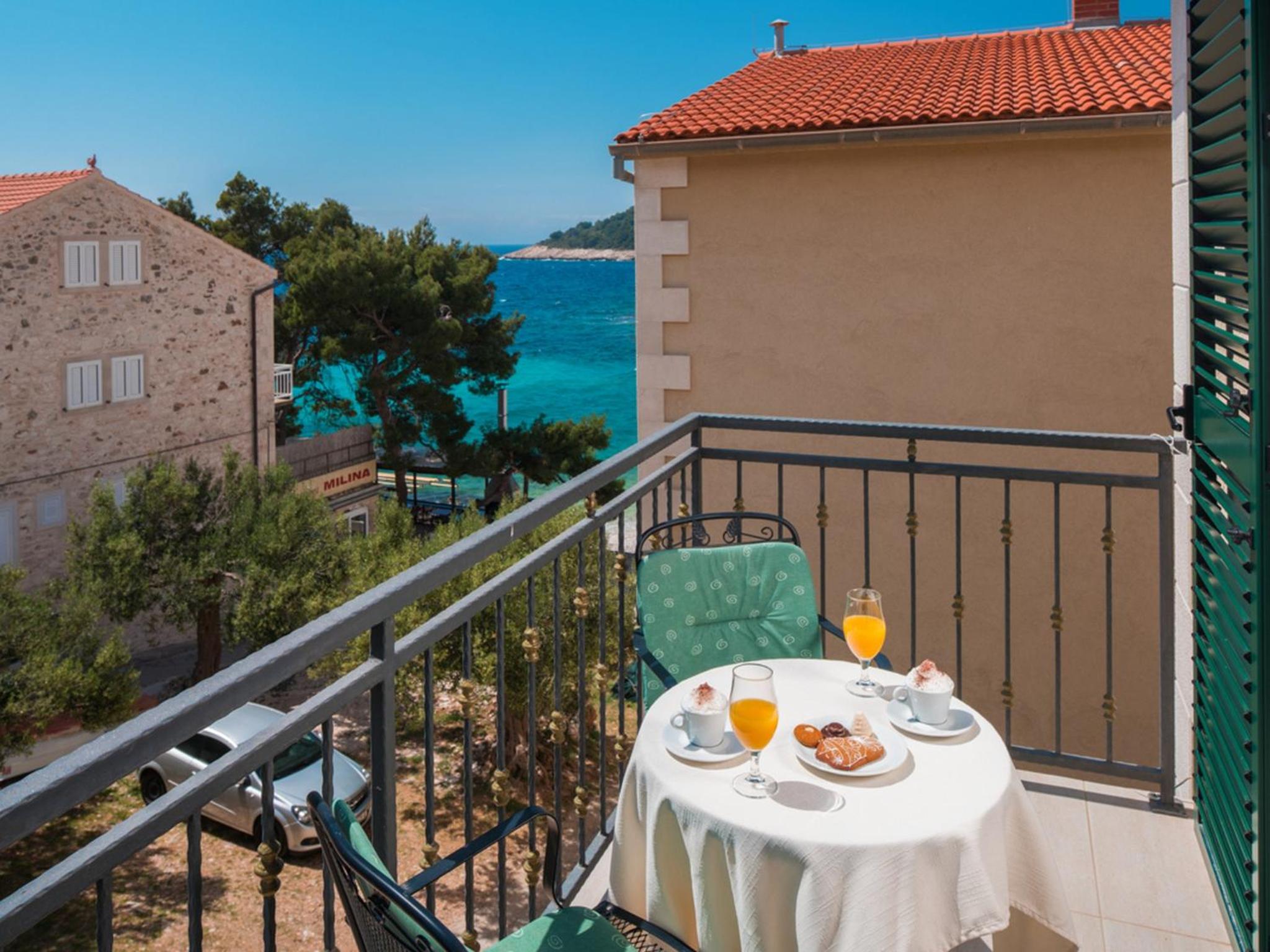 Double Room with Partial Sea View - Photo 8