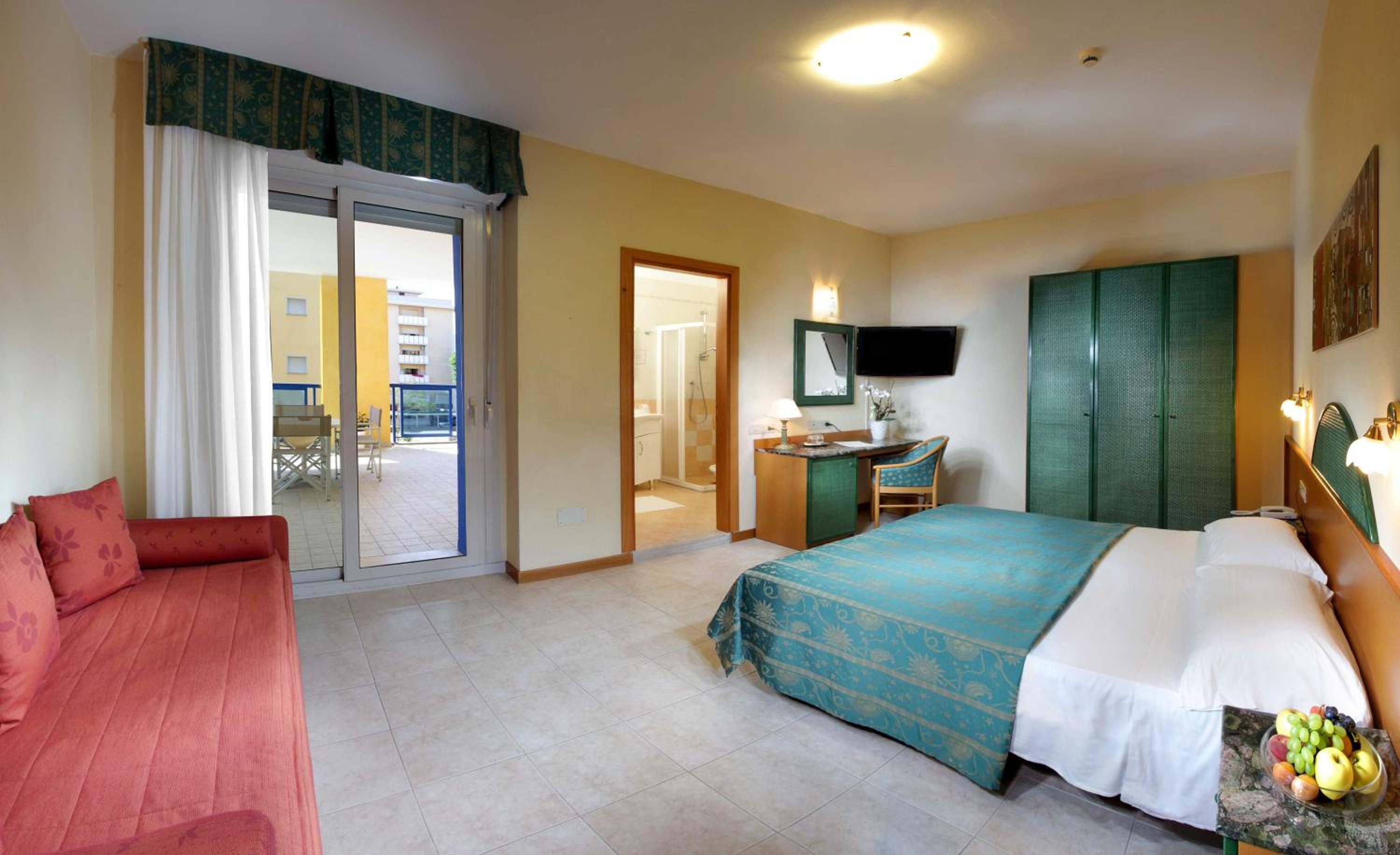 Quadruple Room photo 2