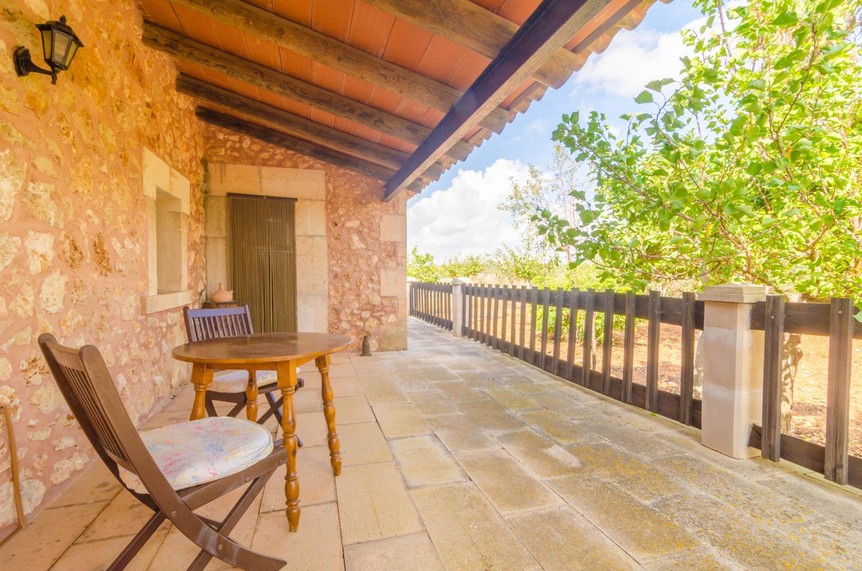 Villa photo 3