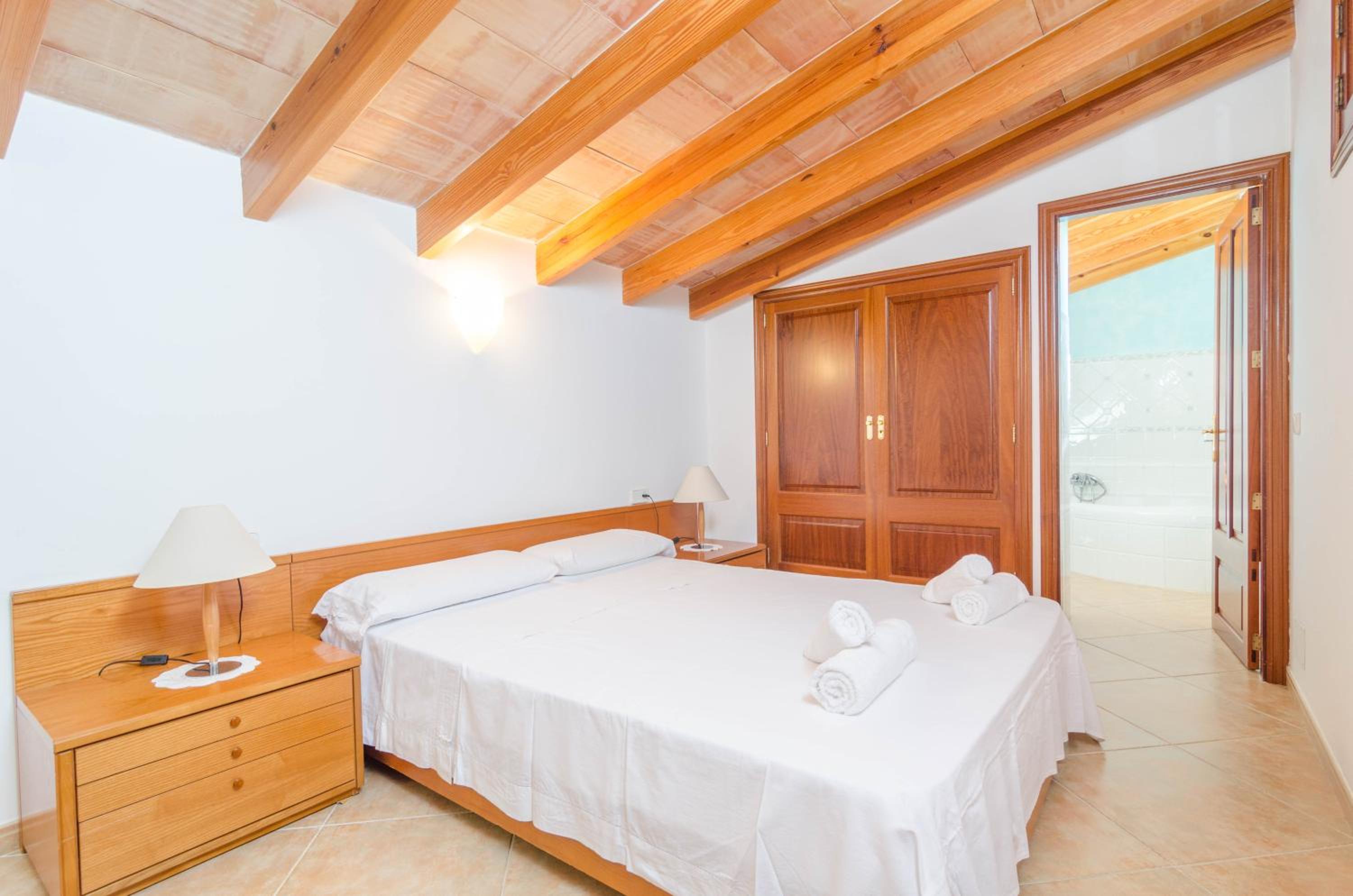 Villa de Tres Habitaciones