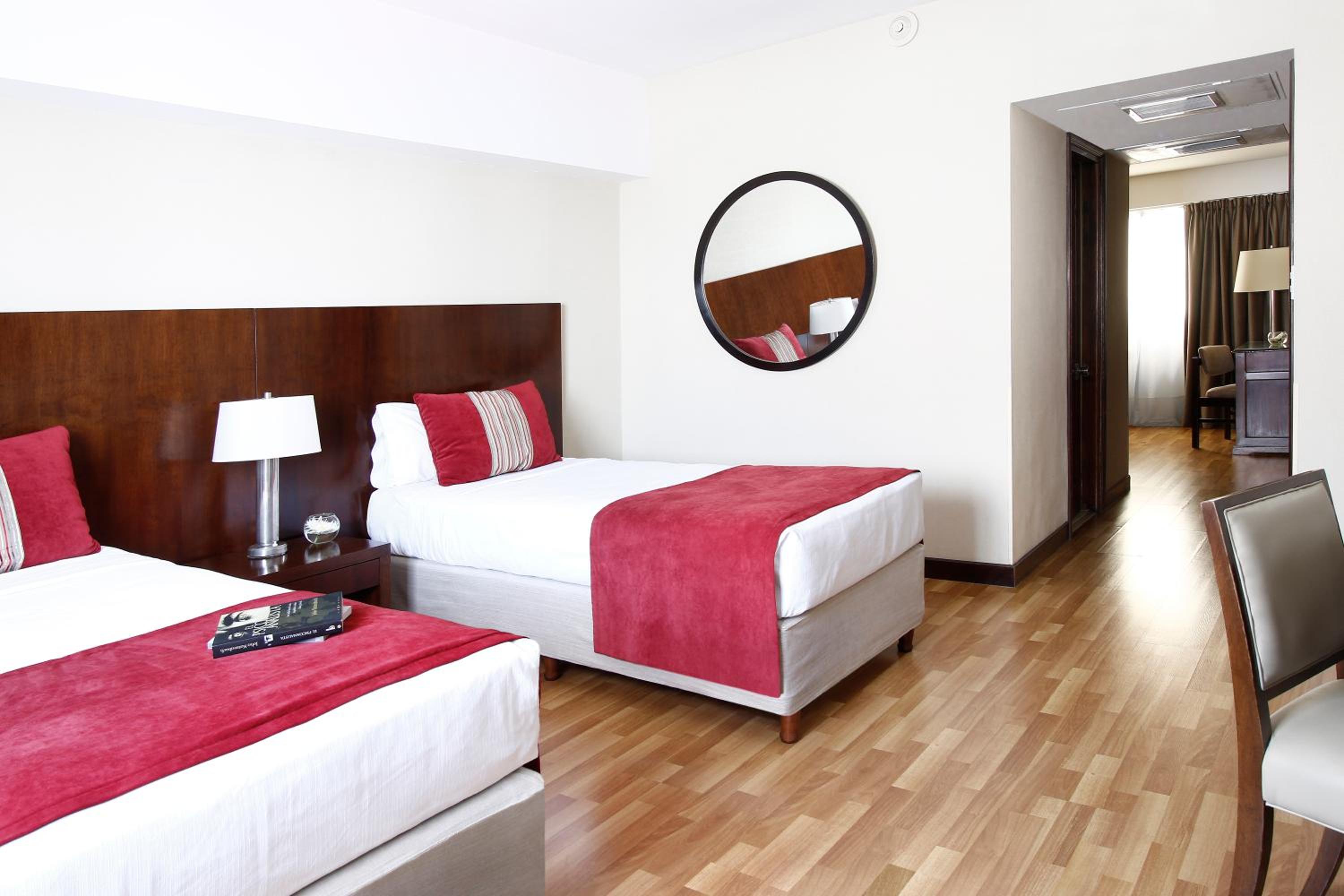 Deluxe Triple Room photo 3