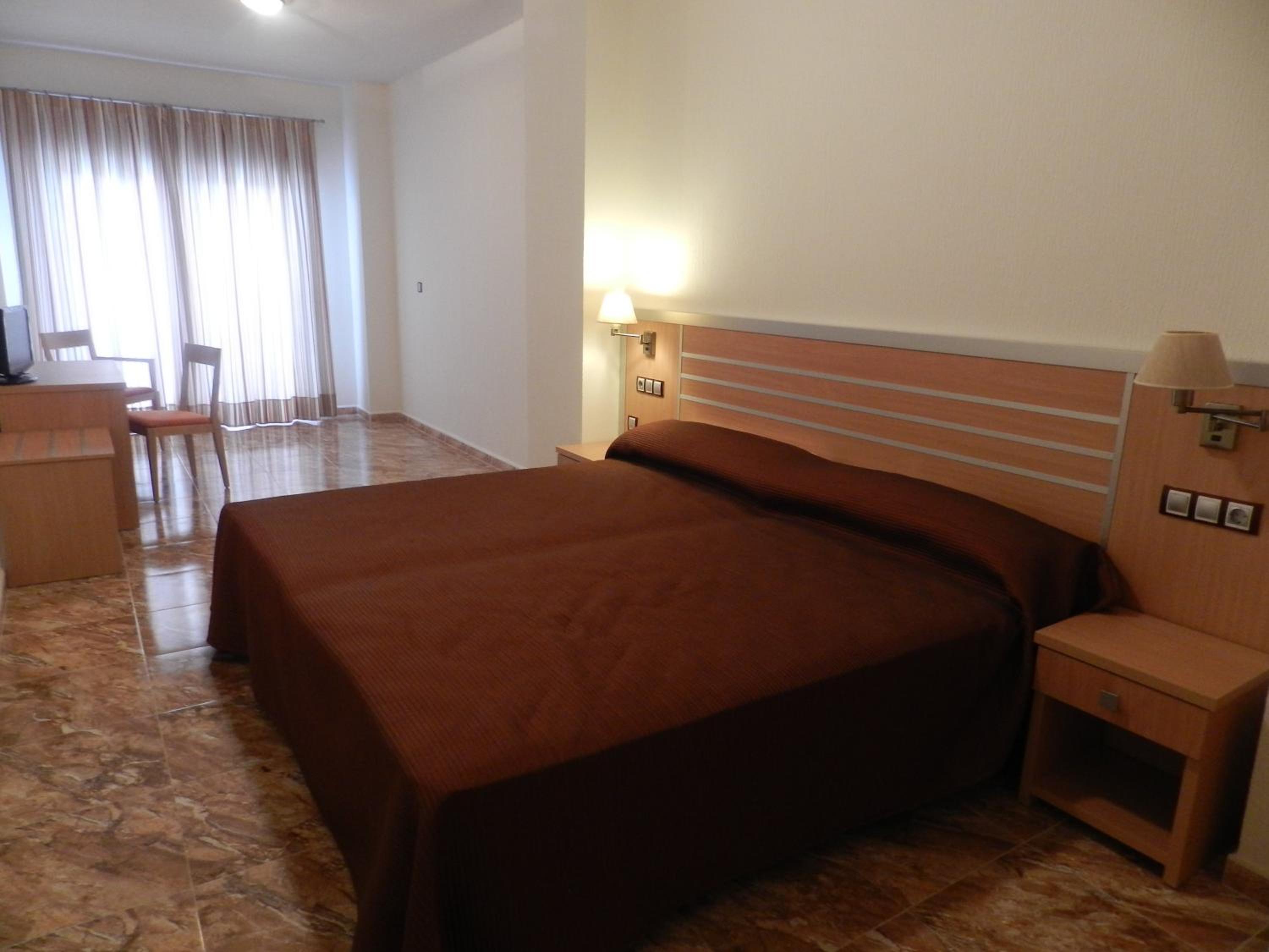 Habitación Estándar Doble con Balcón