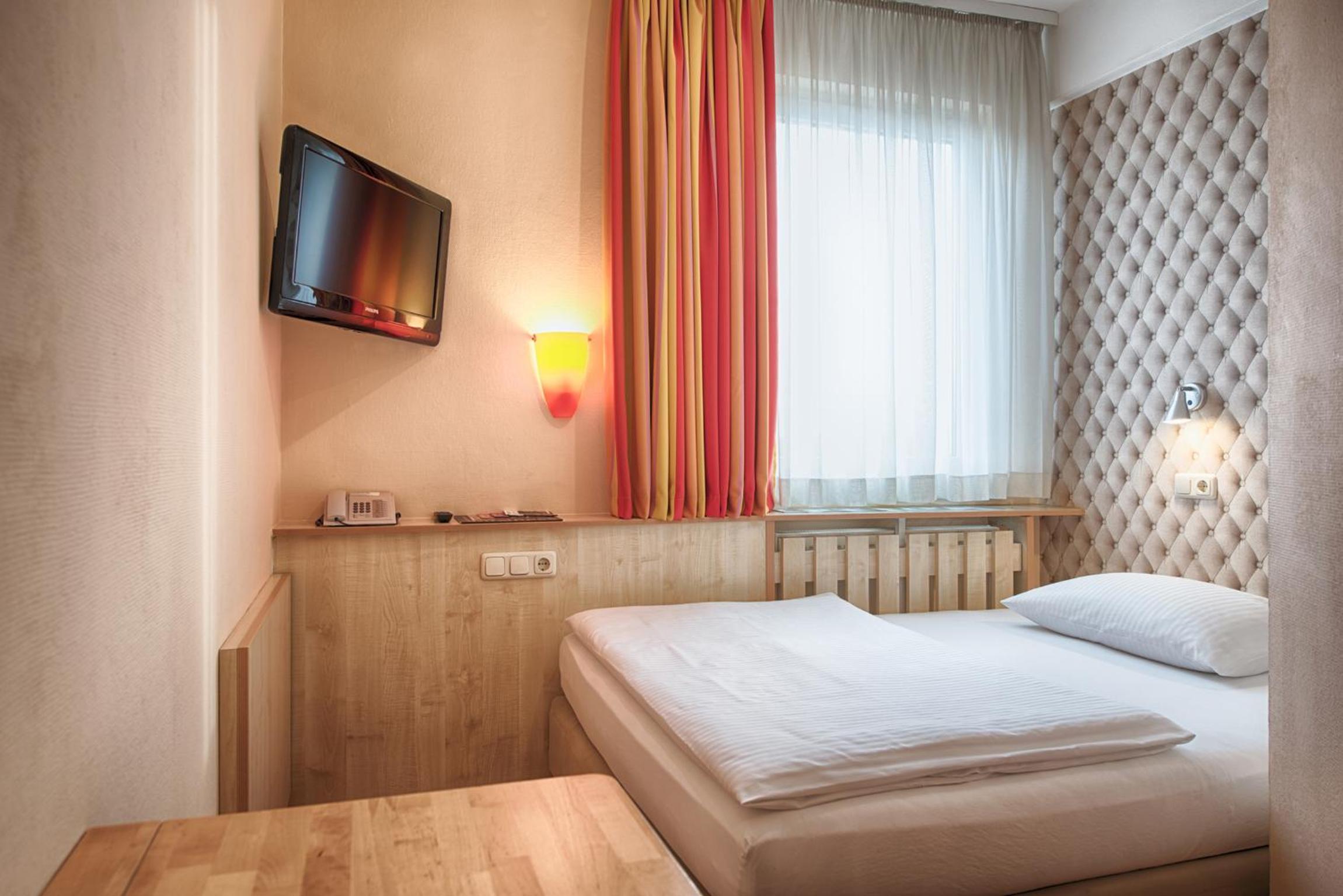 Comfort Single Room