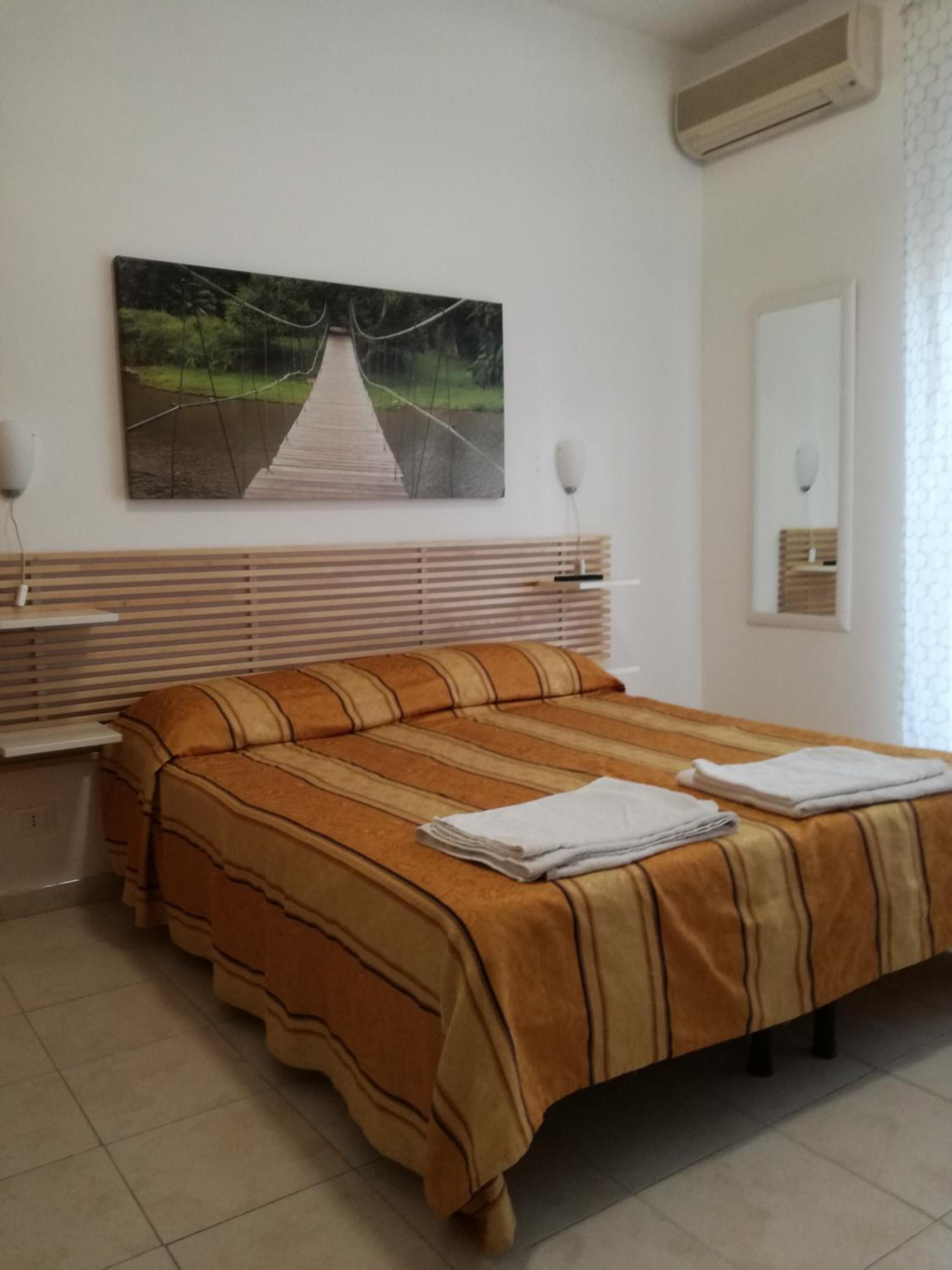Double or Twin Room with Bathroom