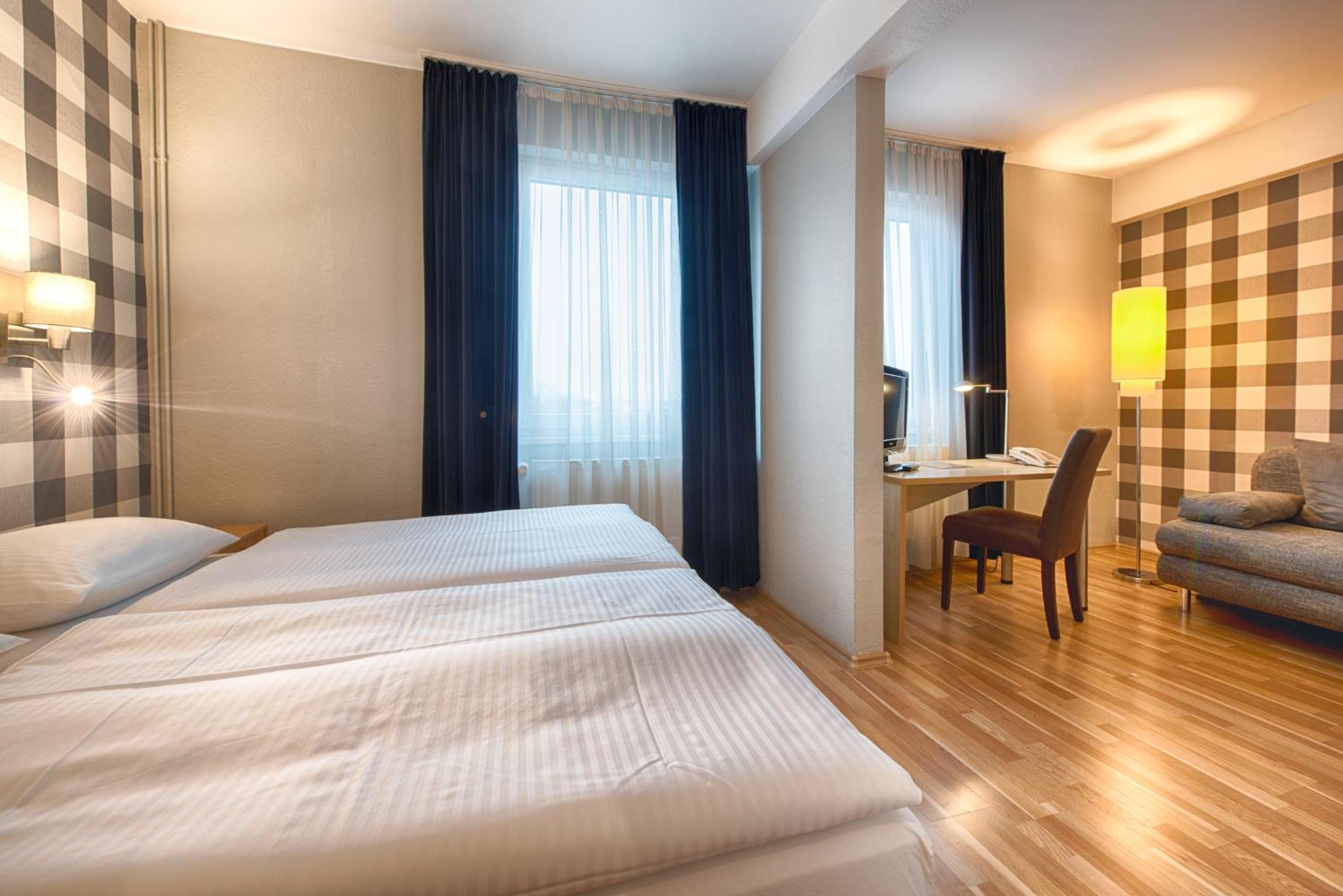 Comfort Triple Room