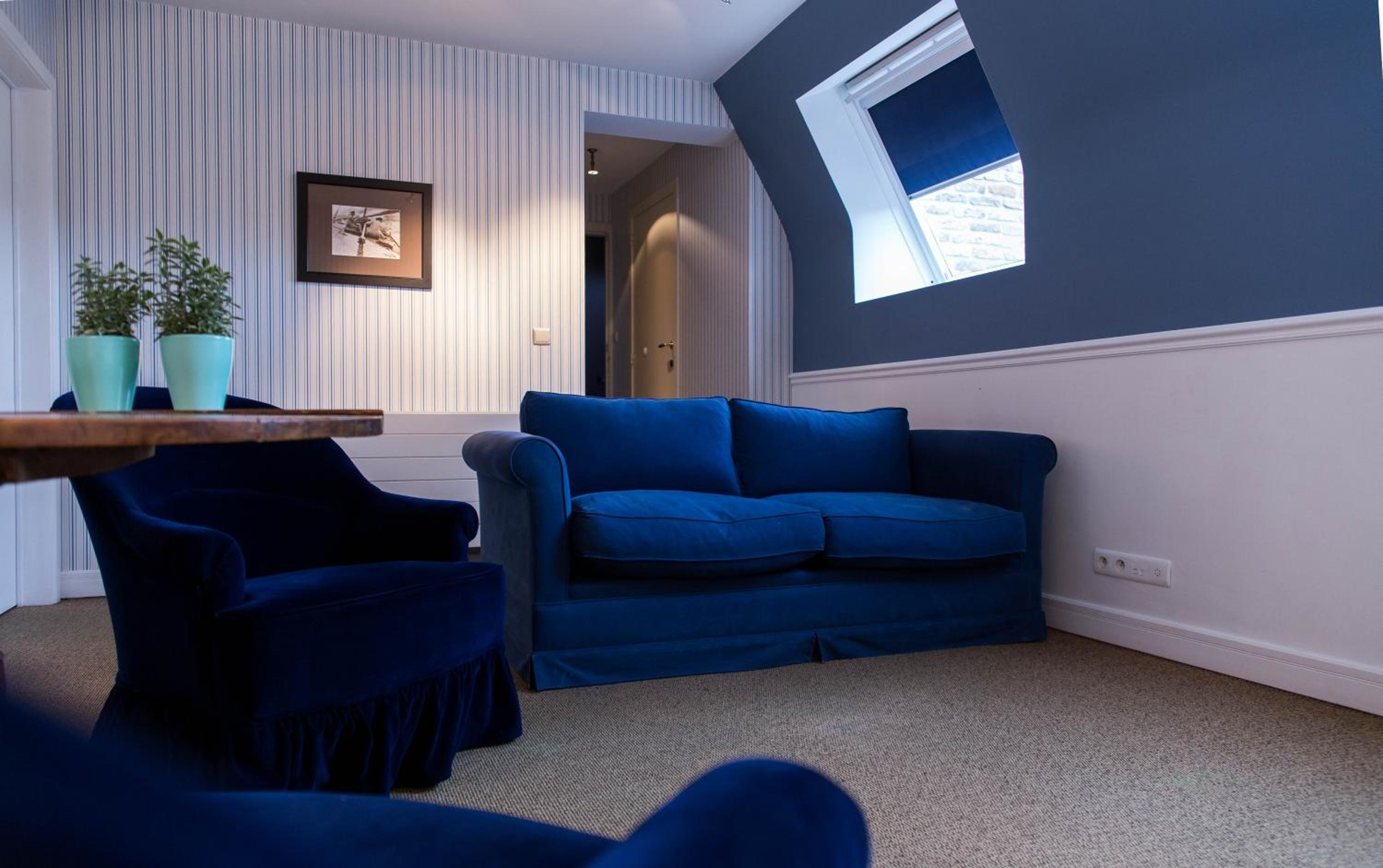 Luxury Suite - Photo 3