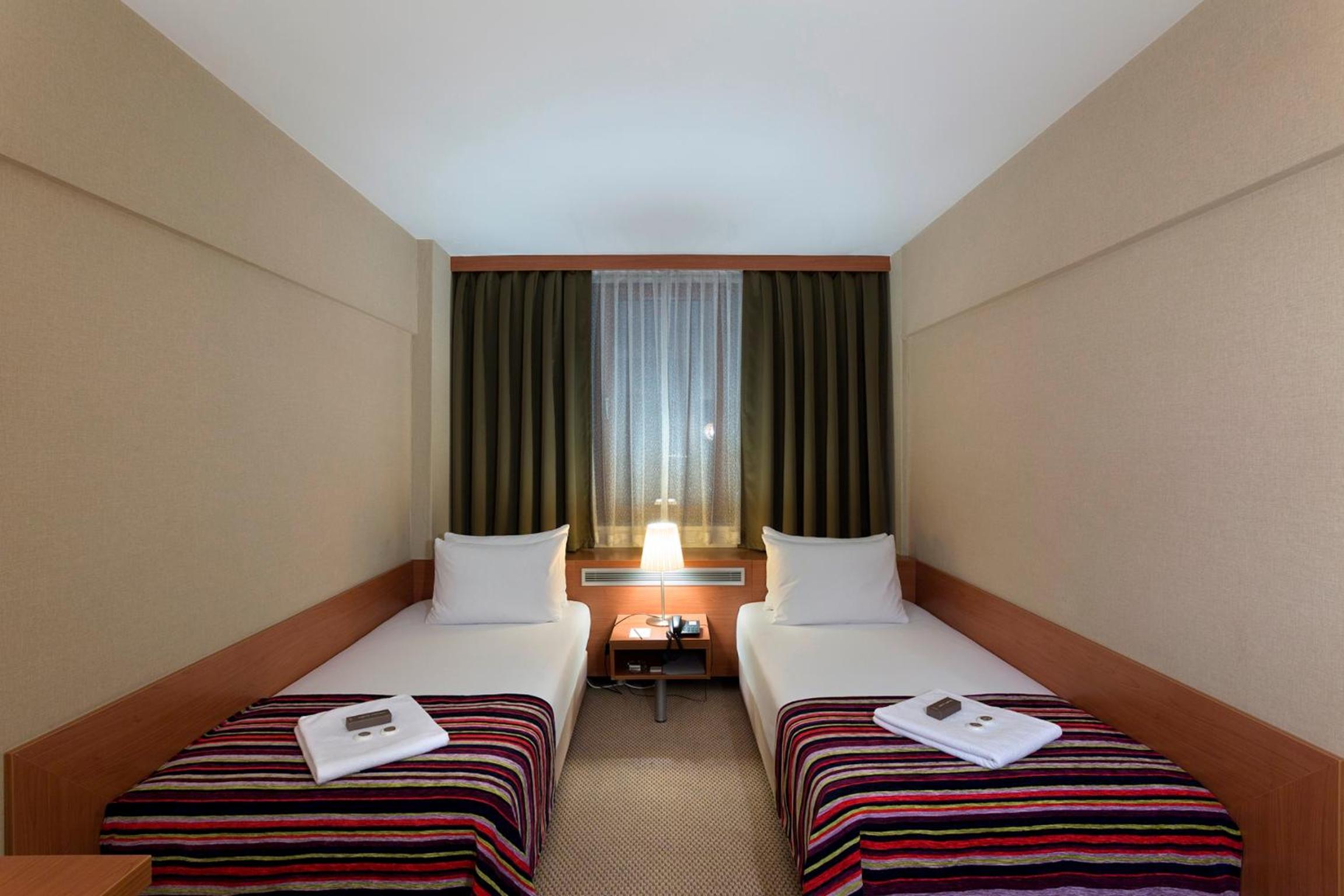 Standard Double or Twin Room photo 2