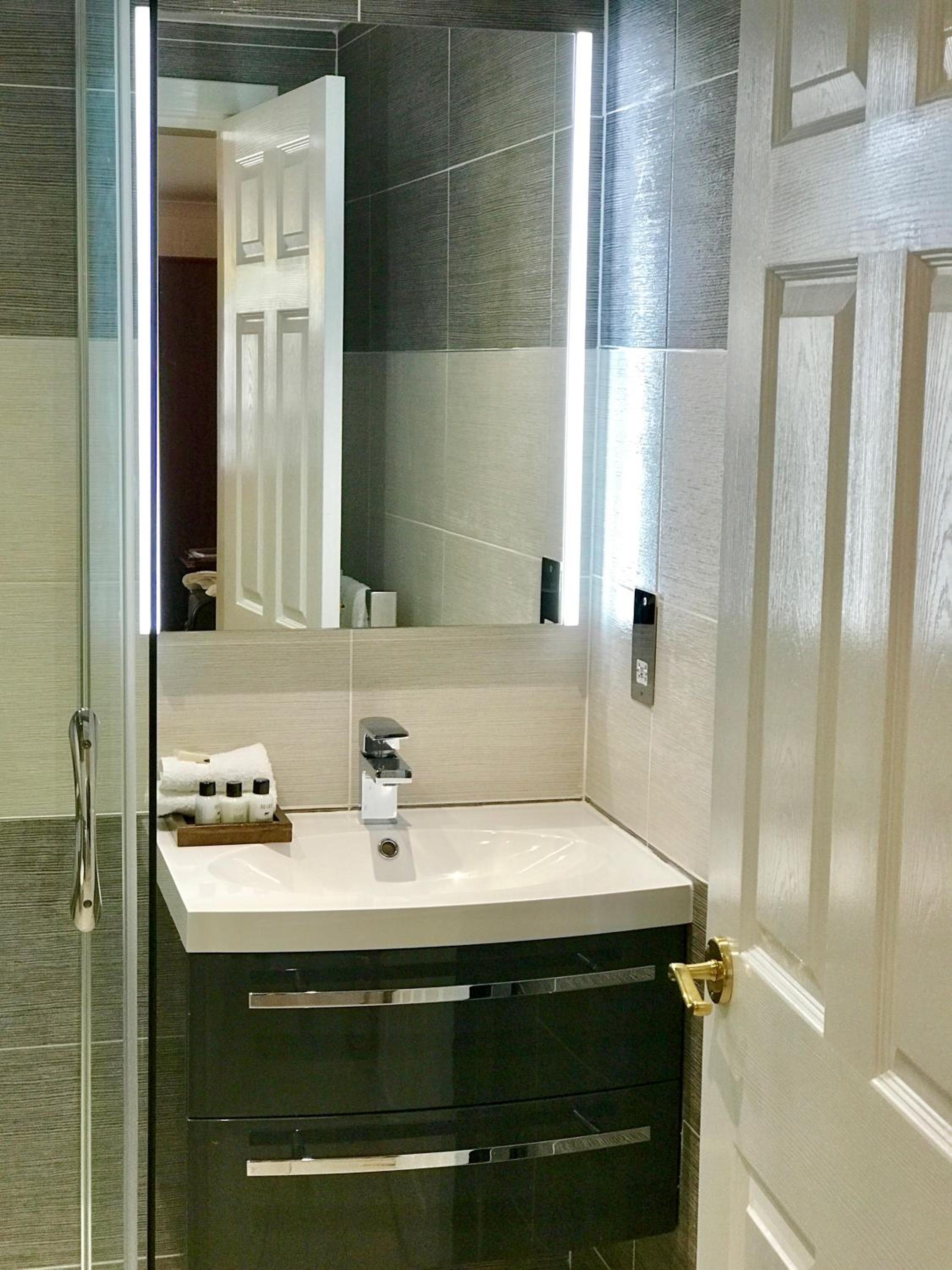 Executive King/Twin Room - Photo 8