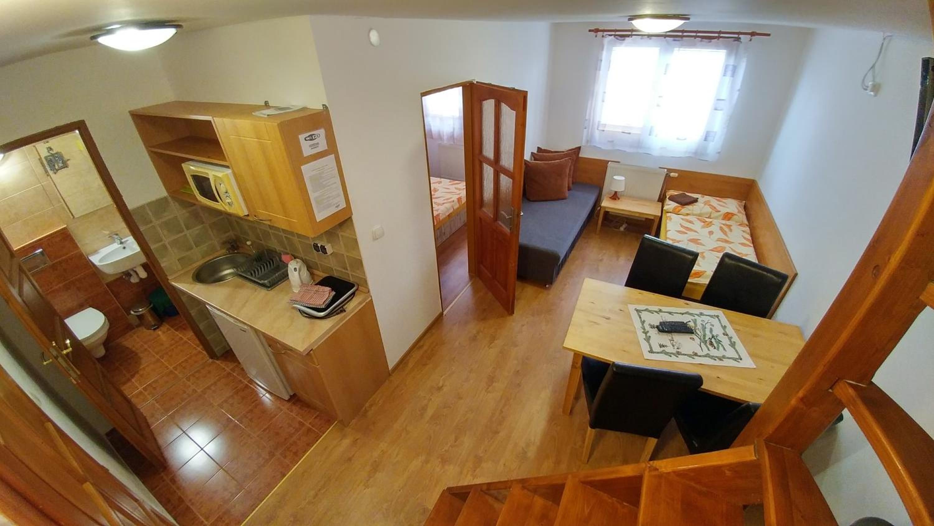 One-Bedroom Apartment - Photo 4