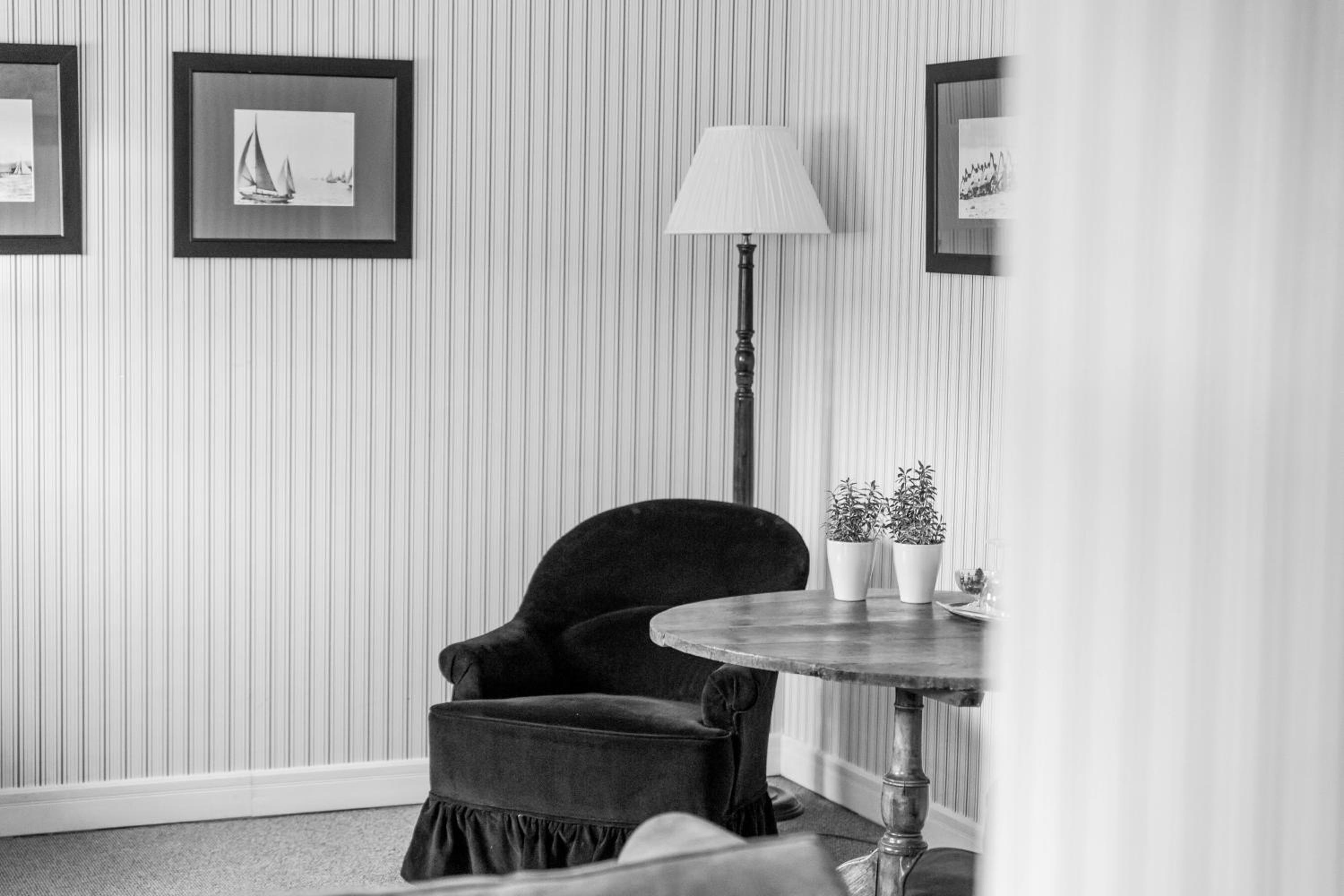 Luxury Suite - Photo 1