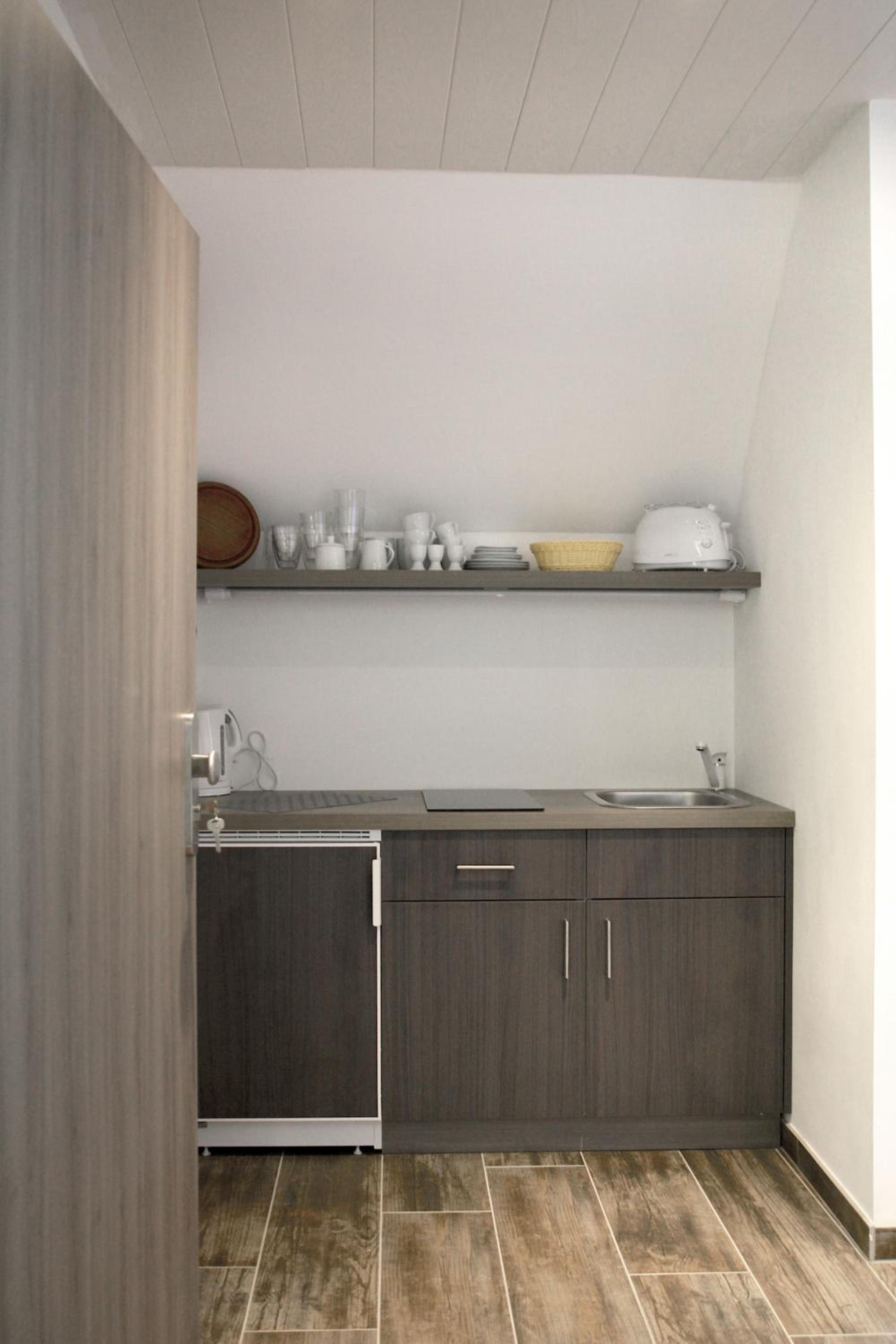 Apartment with Shower photo 2