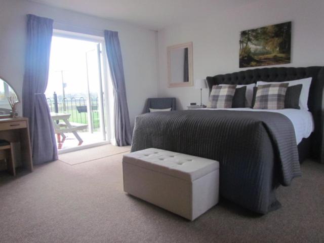King Room with Balcony photo 2