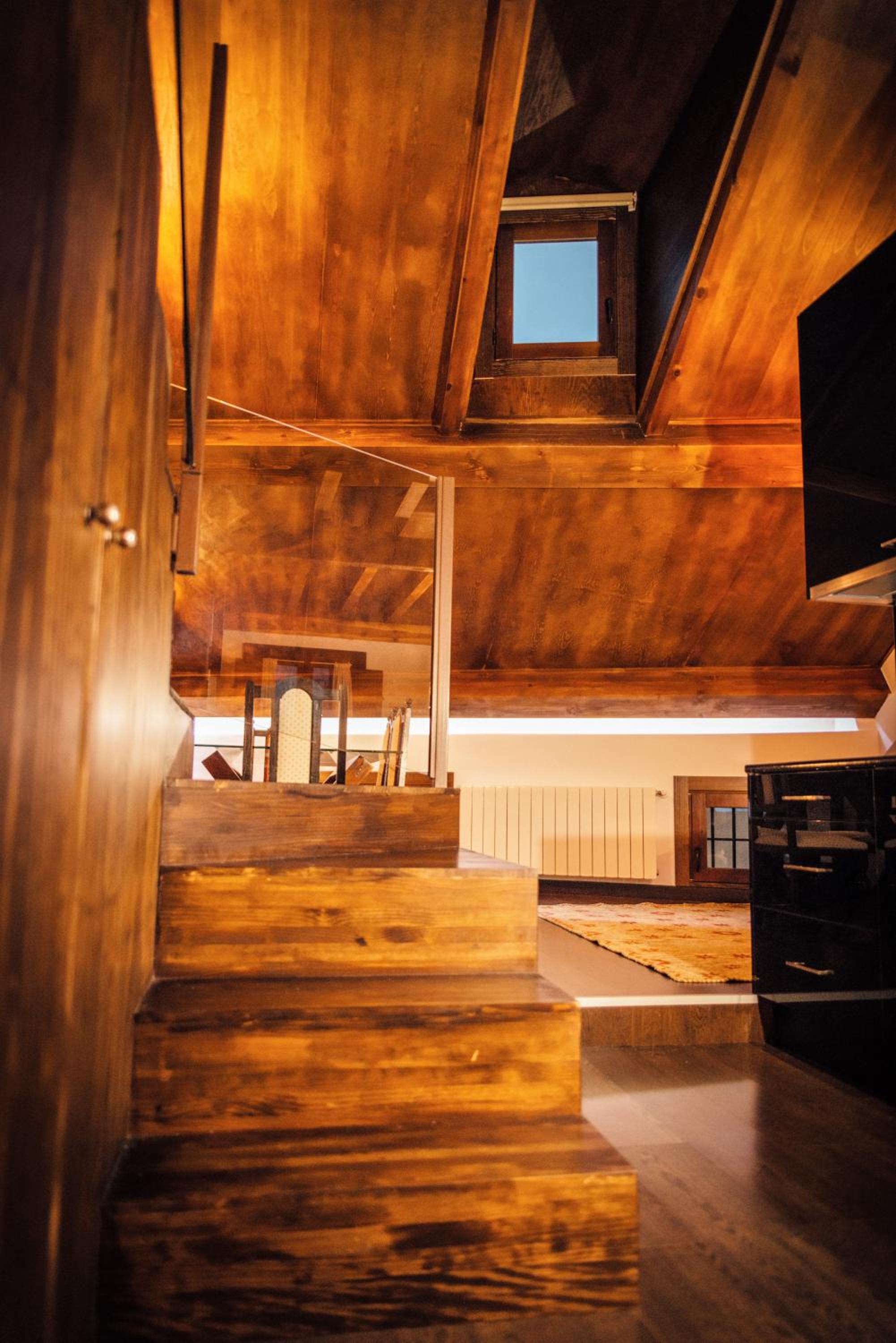Penthouse Apartment - Photo 22