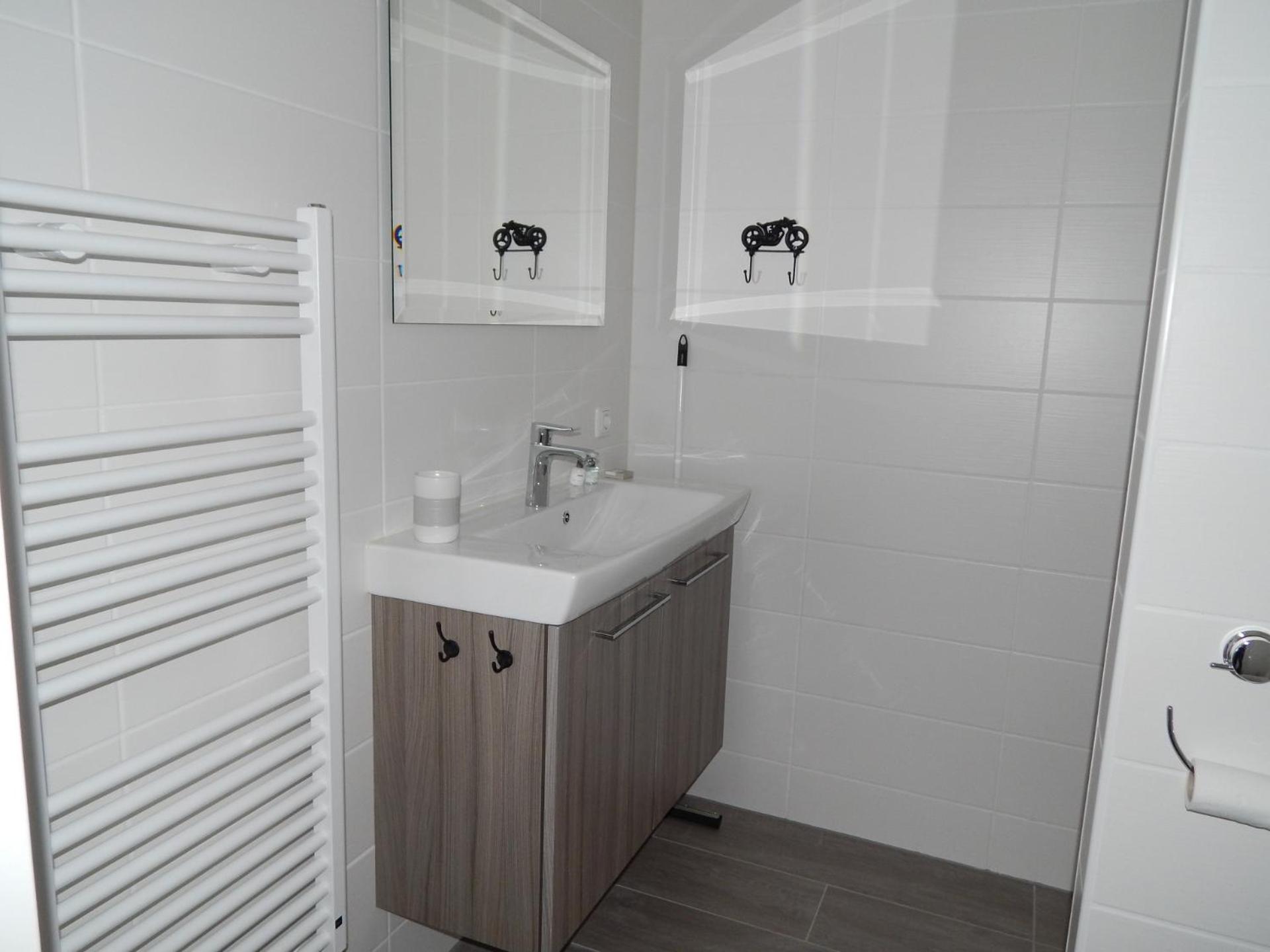 Apartment - Ground Floor photo 2