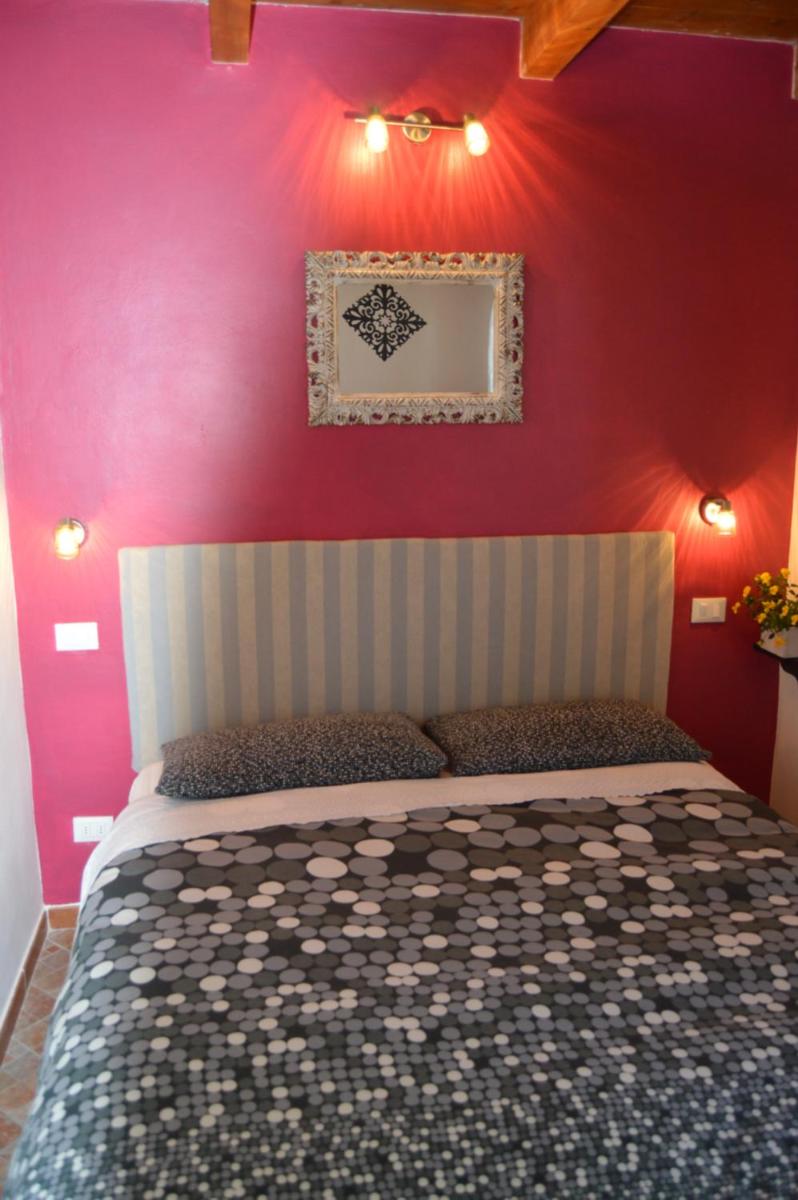 Triple Room with Private Bathroom photo 3