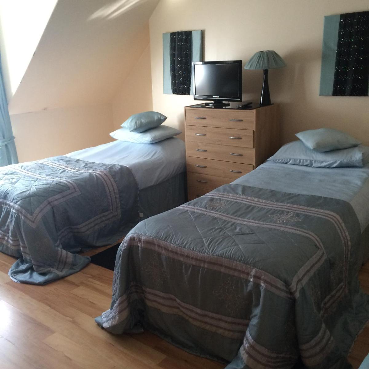 Comfort Triple Room photo 3
