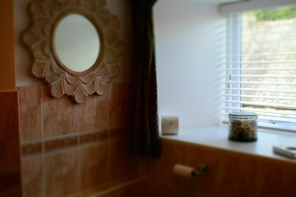 Classic Twin Room with Garden View photo 3