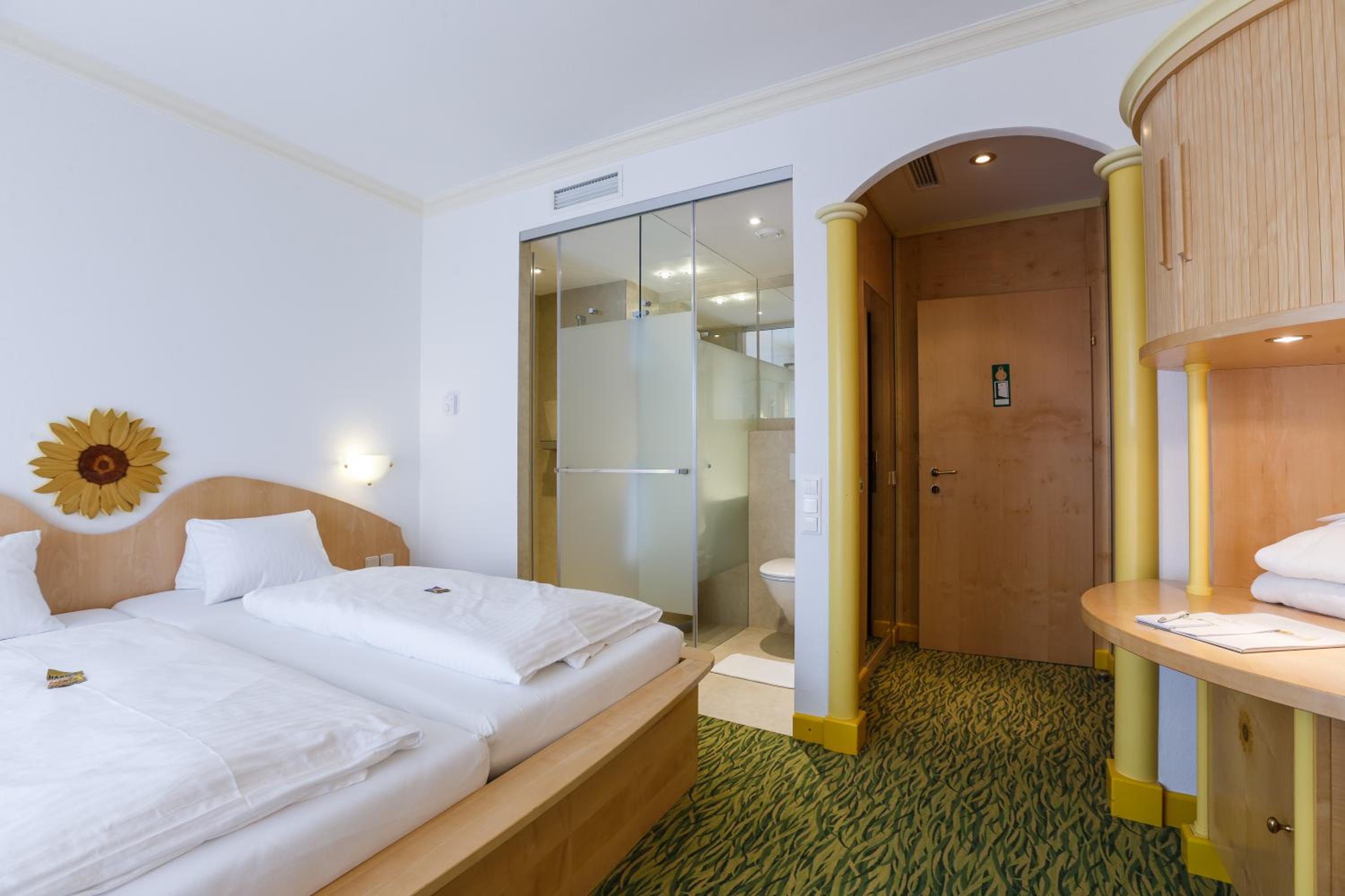 Business Double Room photo 3