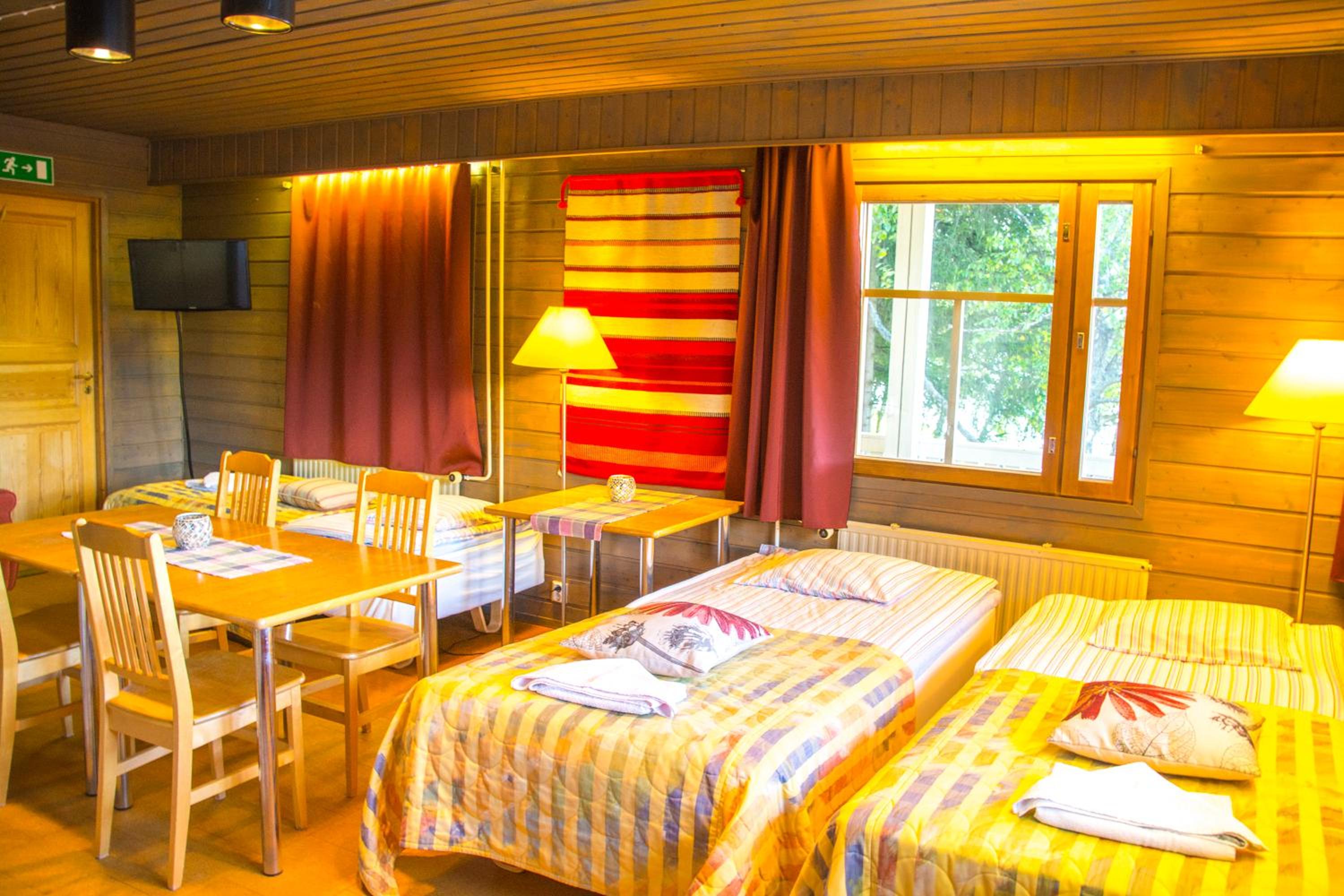 Triple Room with Balcony - Photo 6